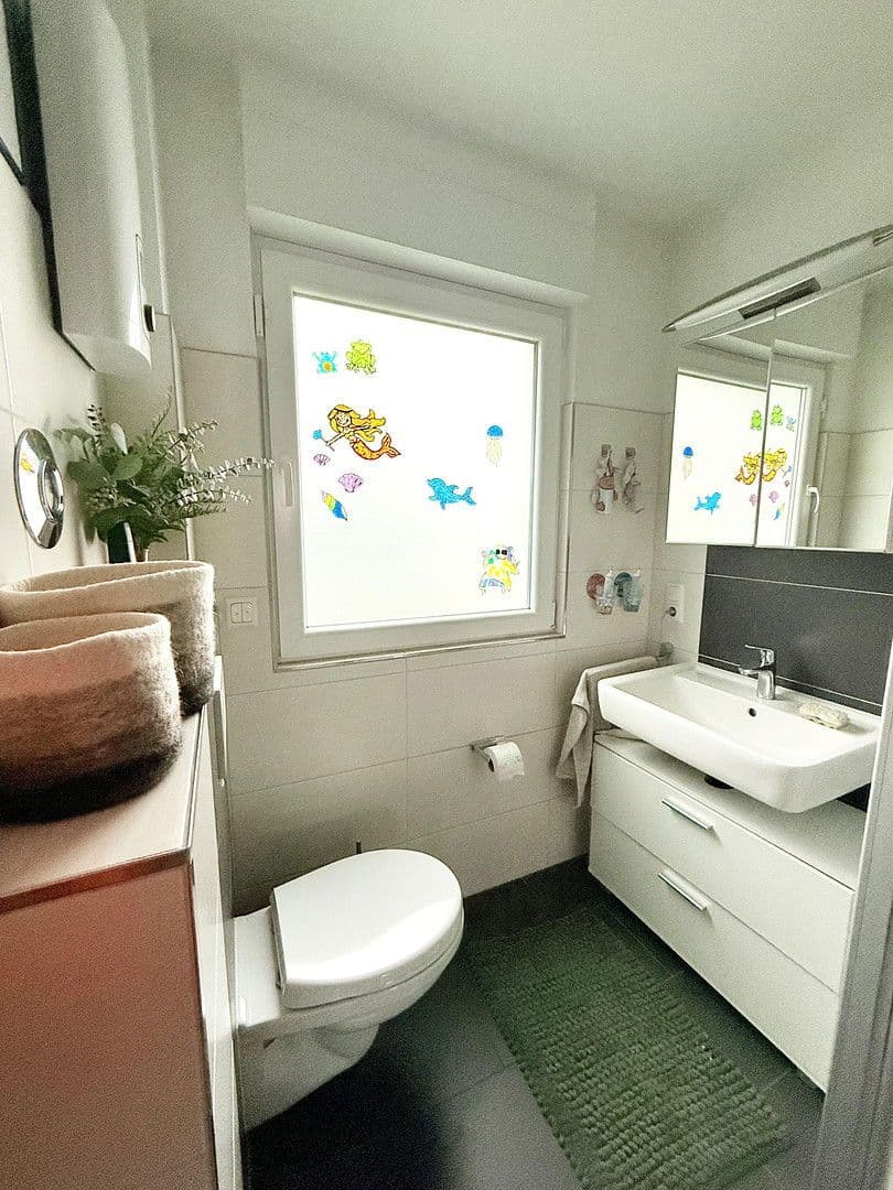 Prenájom bytu 3-izbový 93 m², Ingelheim am Rhein, Porýnie-Falcko Prenájom bytu 3-izbový 93 m², Ingelheim am Rhein, Porýnie-Falcko