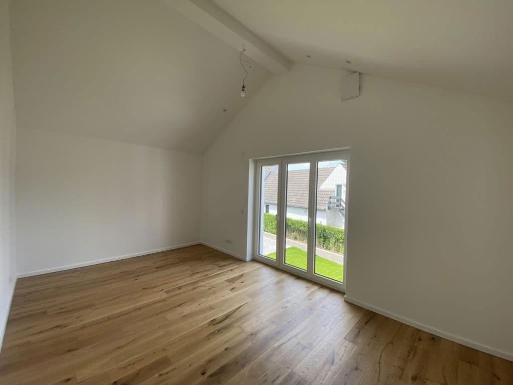 Predaj domu 100 m², pozemek 170 m², Düsseldorf, Severné Porýnie - Westfálsko Predaj domu 100 m², pozemek 170 m², Düsseldorf, Severné Porýnie - Westfálsko