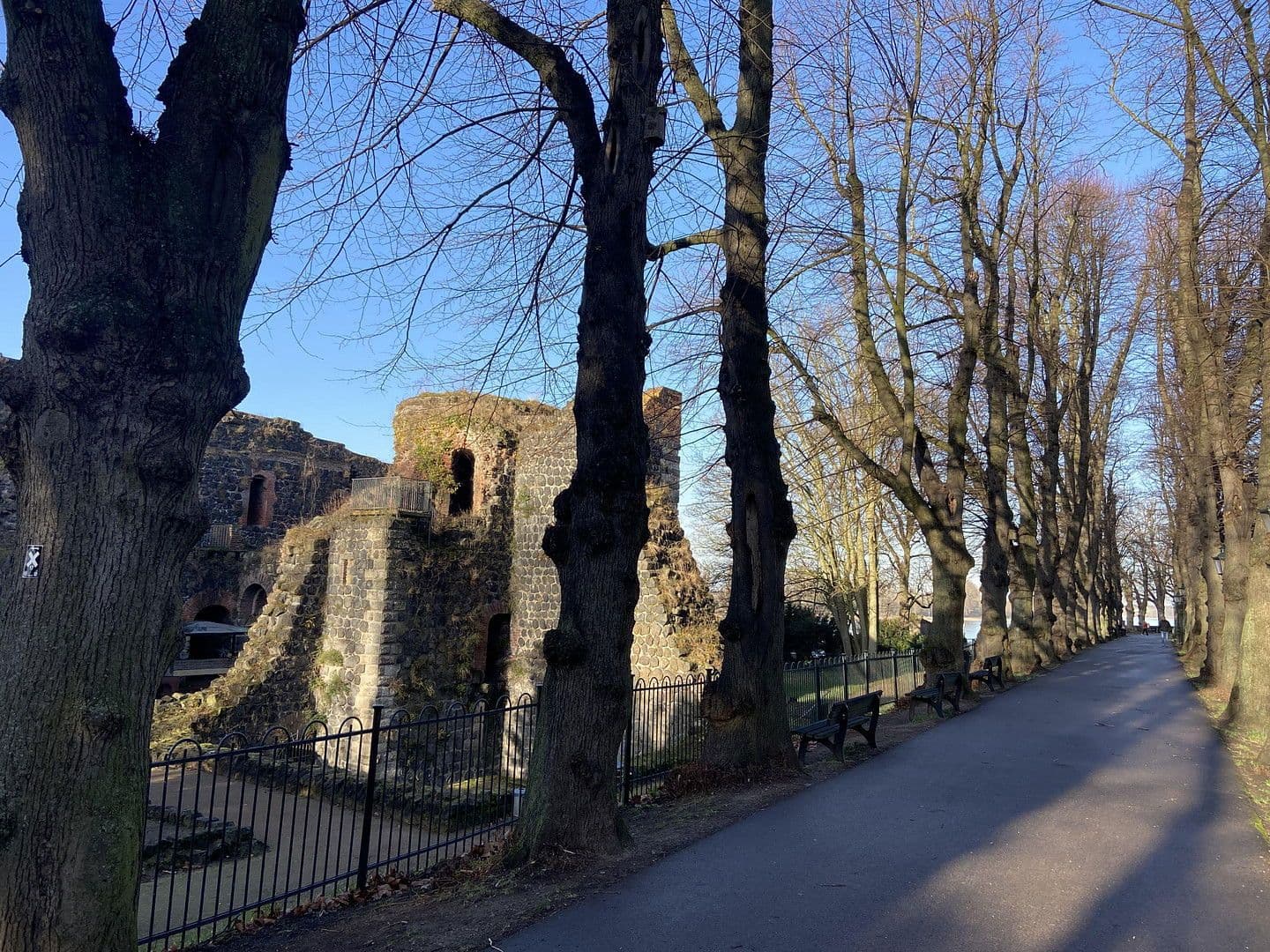 Predaj domu 100 m², pozemek 170 m², Düsseldorf, Severné Porýnie - Westfálsko Predaj domu 100 m², pozemek 170 m², Düsseldorf, Severné Porýnie - Westfálsko