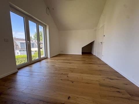 Predaj domu 100 m², pozemek 170 m², Düsseldorf, Severné Porýnie - Westfálsko Predaj domu 100 m², pozemek 170 m², Düsseldorf, Severné Porýnie - Westfálsko