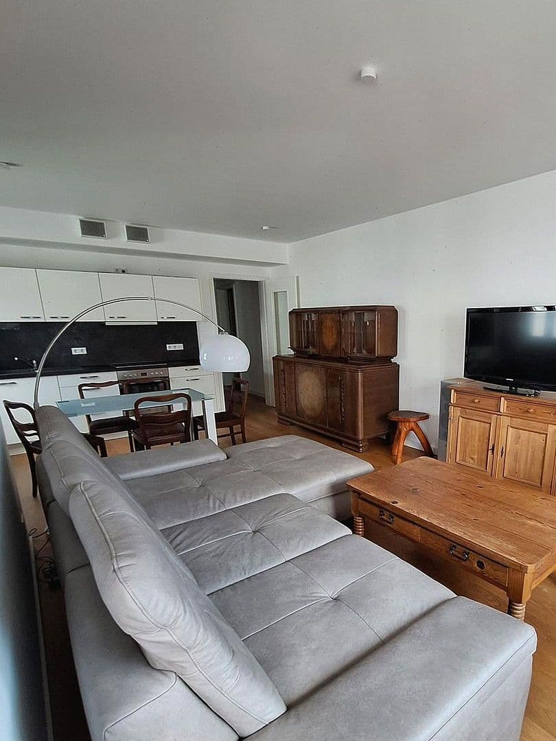 Prenájom bytu 3-izbový 81 m², Bleicherstraße 4, Rostock, Meklenbursko-Predpomoransko Prenájom bytu 3-izbový 81 m², Bleicherstraße 4, Rostock, Meklenbursko-Predpomoransko