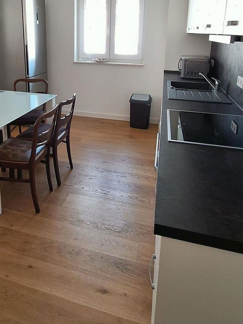 Prenájom bytu 3-izbový 81 m², Bleicherstraße 4, Rostock, Meklenbursko-Predpomoransko Prenájom bytu 3-izbový 81 m², Bleicherstraße 4, Rostock, Meklenbursko-Predpomoransko