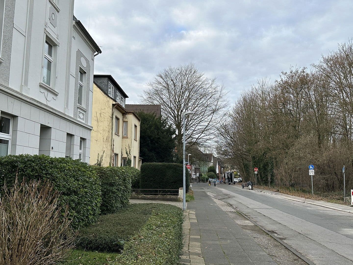 Predaj domu 229 m², pozemek 588 m², Oppspring 22, Mülheim an der Ruhr, Severné Porýnie - Westfálsko Predaj domu 229 m², pozemek 588 m², Oppspring 22, Mülheim an der Ruhr, Severné Porýnie - Westfálsko