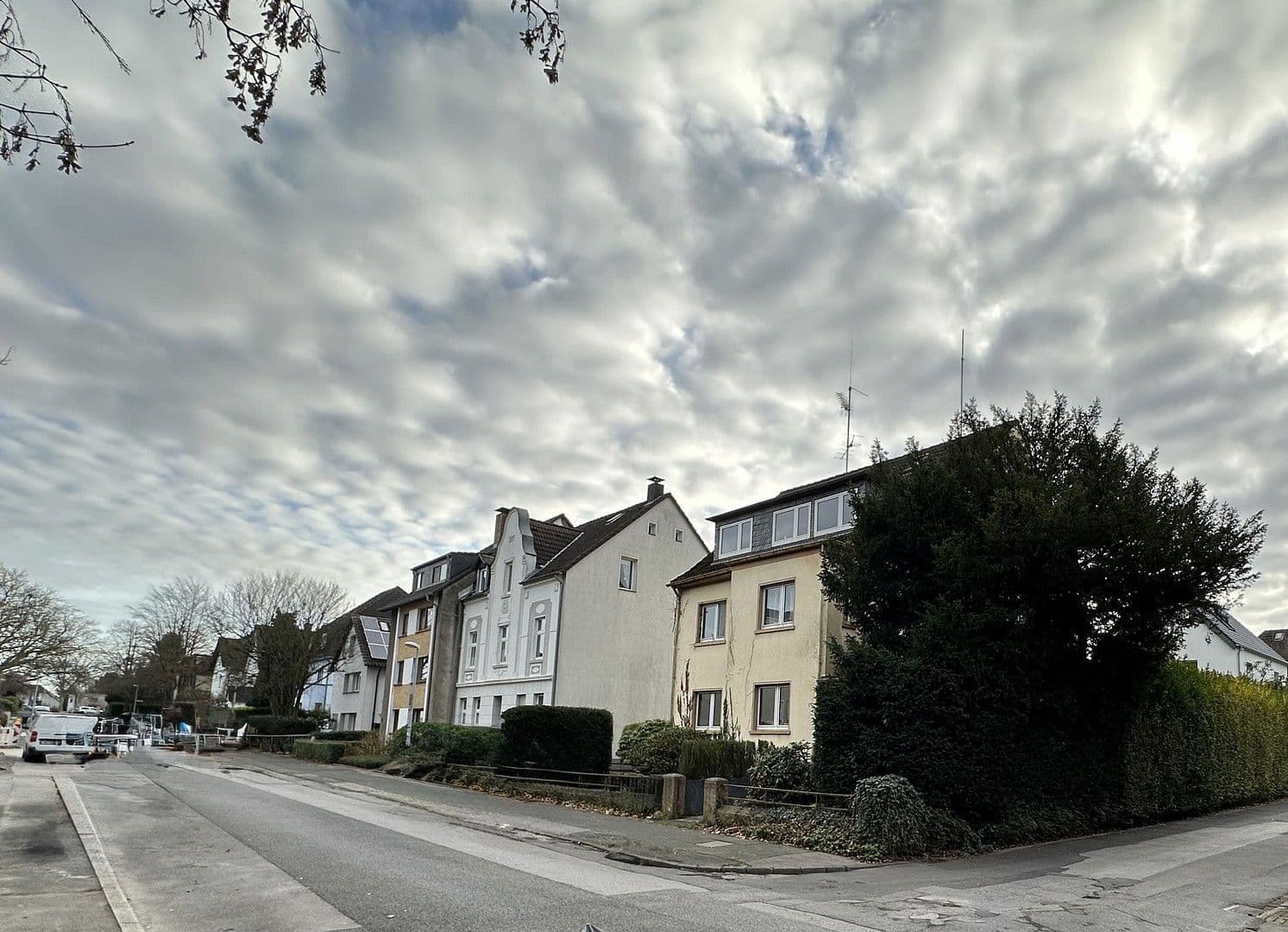 Predaj domu 229 m², pozemek 588 m², Oppspring 22, Mülheim an der Ruhr, Severné Porýnie - Westfálsko Predaj domu 229 m², pozemek 588 m², Oppspring 22, Mülheim an der Ruhr, Severné Porýnie - Westfálsko