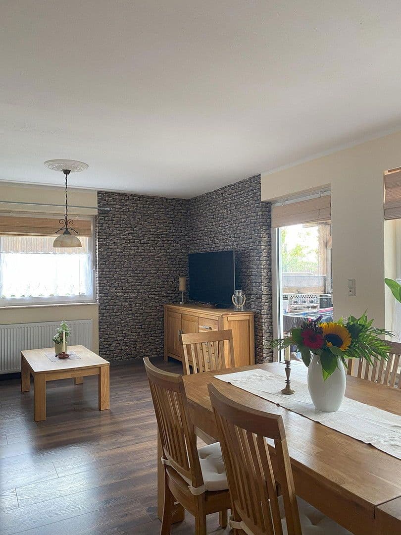 Predaj domu 105 m², pozemek 328 m², Nisblestr, 24, Berlin, Berlín Predaj domu 105 m², pozemek 328 m², Nisblestr, 24, Berlin, Berlín