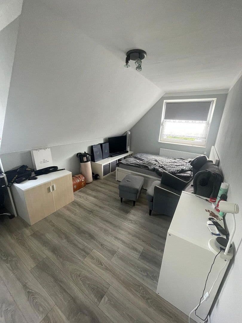 Predaj domu 105 m², pozemek 328 m², Nisblestr, 24, Berlin, Berlín Predaj domu 105 m², pozemek 328 m², Nisblestr, 24, Berlin, Berlín