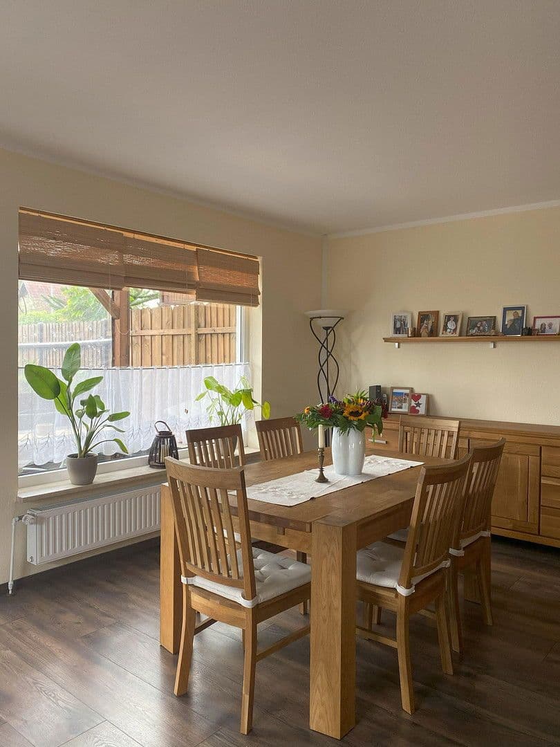 Predaj domu 105 m², pozemek 328 m², Nisblestr, 24, Berlin, Berlín Predaj domu 105 m², pozemek 328 m², Nisblestr, 24, Berlin, Berlín