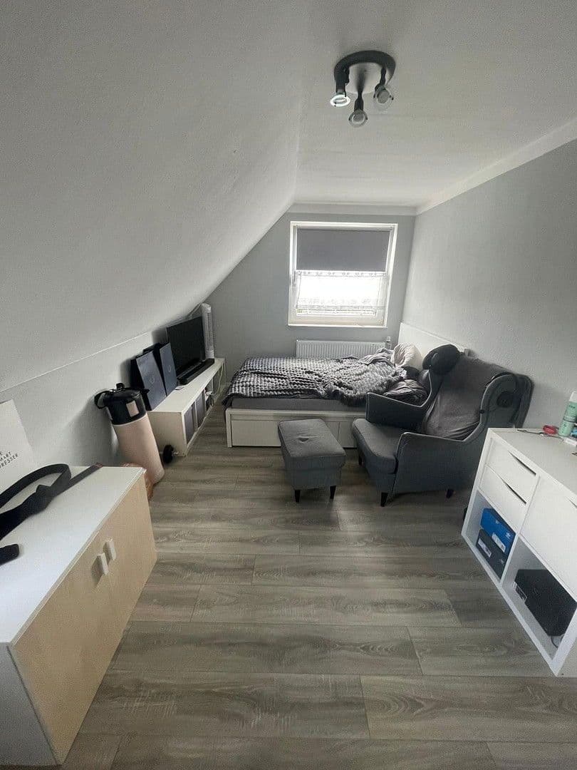 Predaj domu 105 m², pozemek 328 m², Nisblestr, 24, Berlin, Berlín Predaj domu 105 m², pozemek 328 m², Nisblestr, 24, Berlin, Berlín