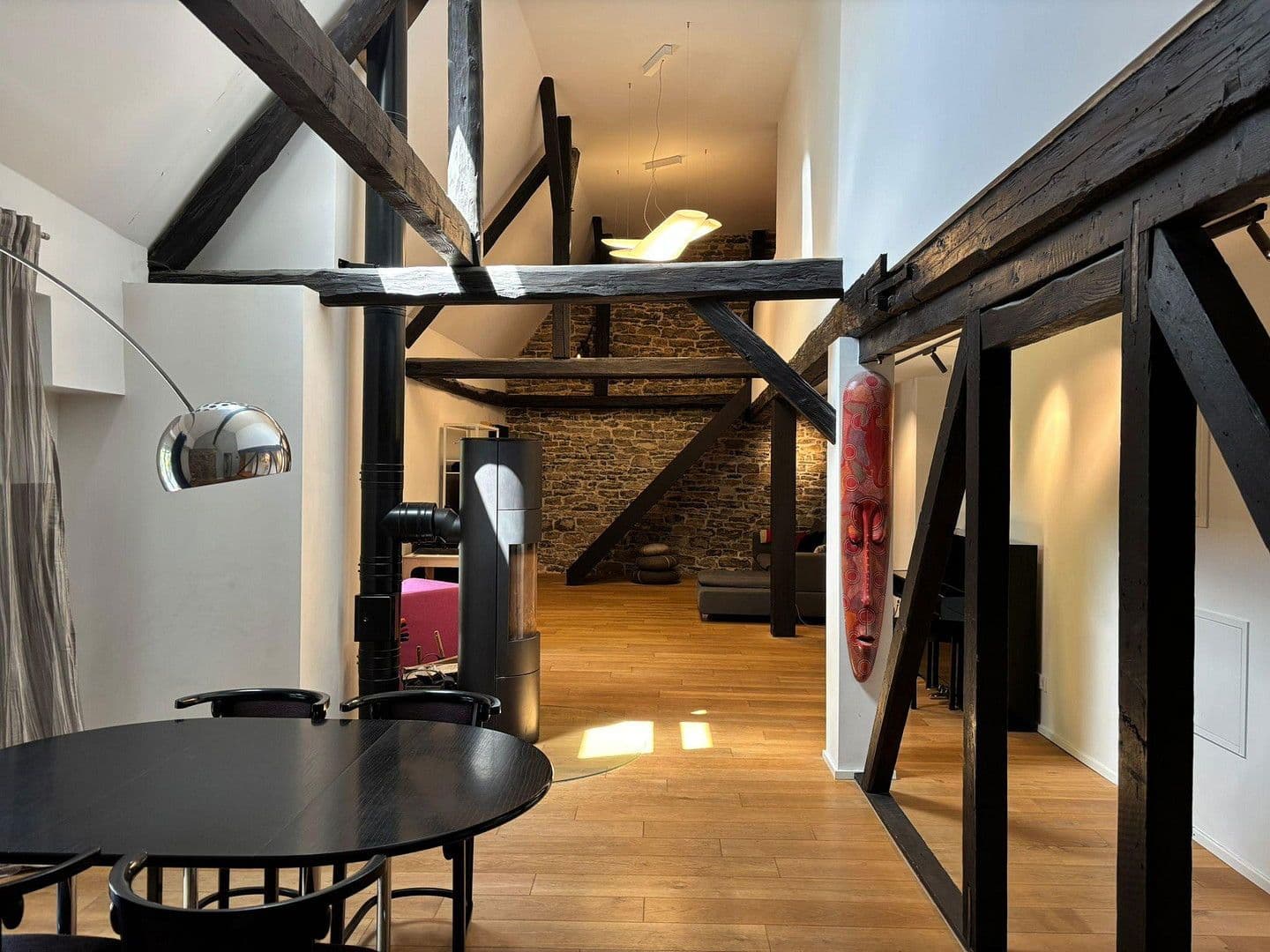 Predaj domu 263 m², pozemek 989 m², Walzbachtal, Bádensko-Wurttembersko Predaj domu 263 m², pozemek 989 m², Walzbachtal, Bádensko-Wurttembersko