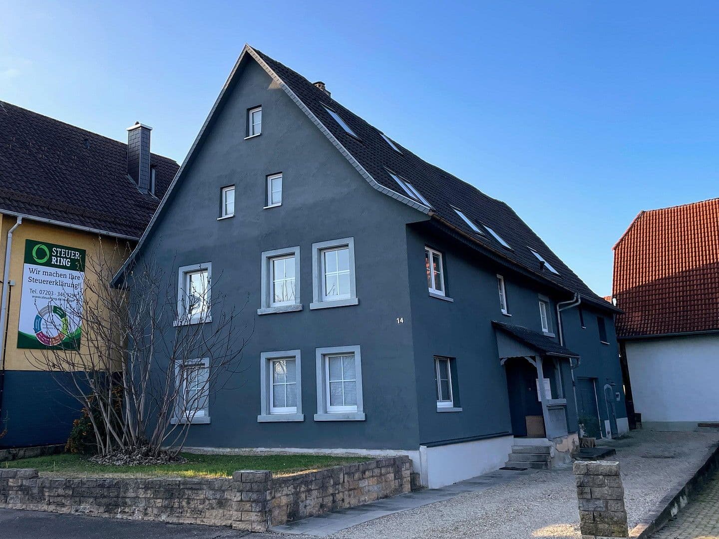 Predaj domu 263 m², pozemek 989 m², Walzbachtal, Bádensko-Wurttembersko Predaj domu 263 m², pozemek 989 m², Walzbachtal, Bádensko-Wurttembersko