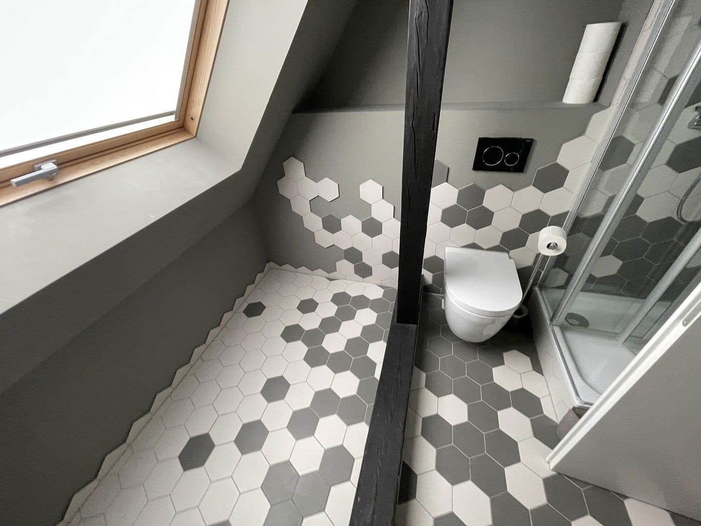 Predaj domu 263 m², pozemek 989 m², Walzbachtal, Bádensko-Wurttembersko Predaj domu 263 m², pozemek 989 m², Walzbachtal, Bádensko-Wurttembersko