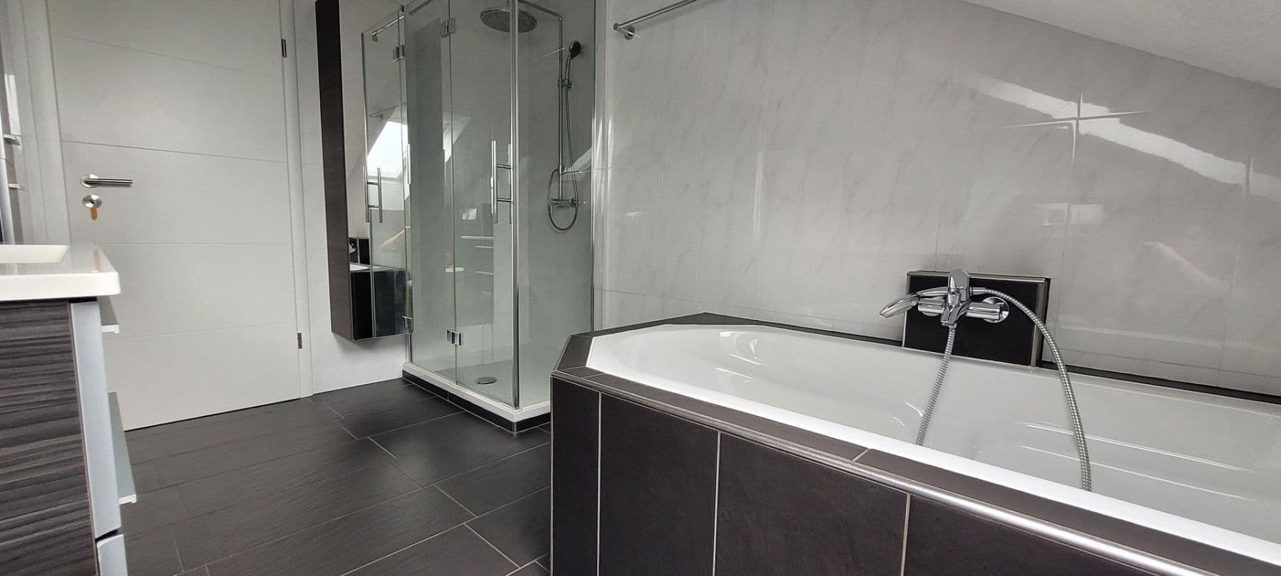 Prenájom bytu 3-izbový 102 m², Bretten, Bádensko-Wurttembersko Prenájom bytu 3-izbový 102 m², Bretten, Bádensko-Wurttembersko