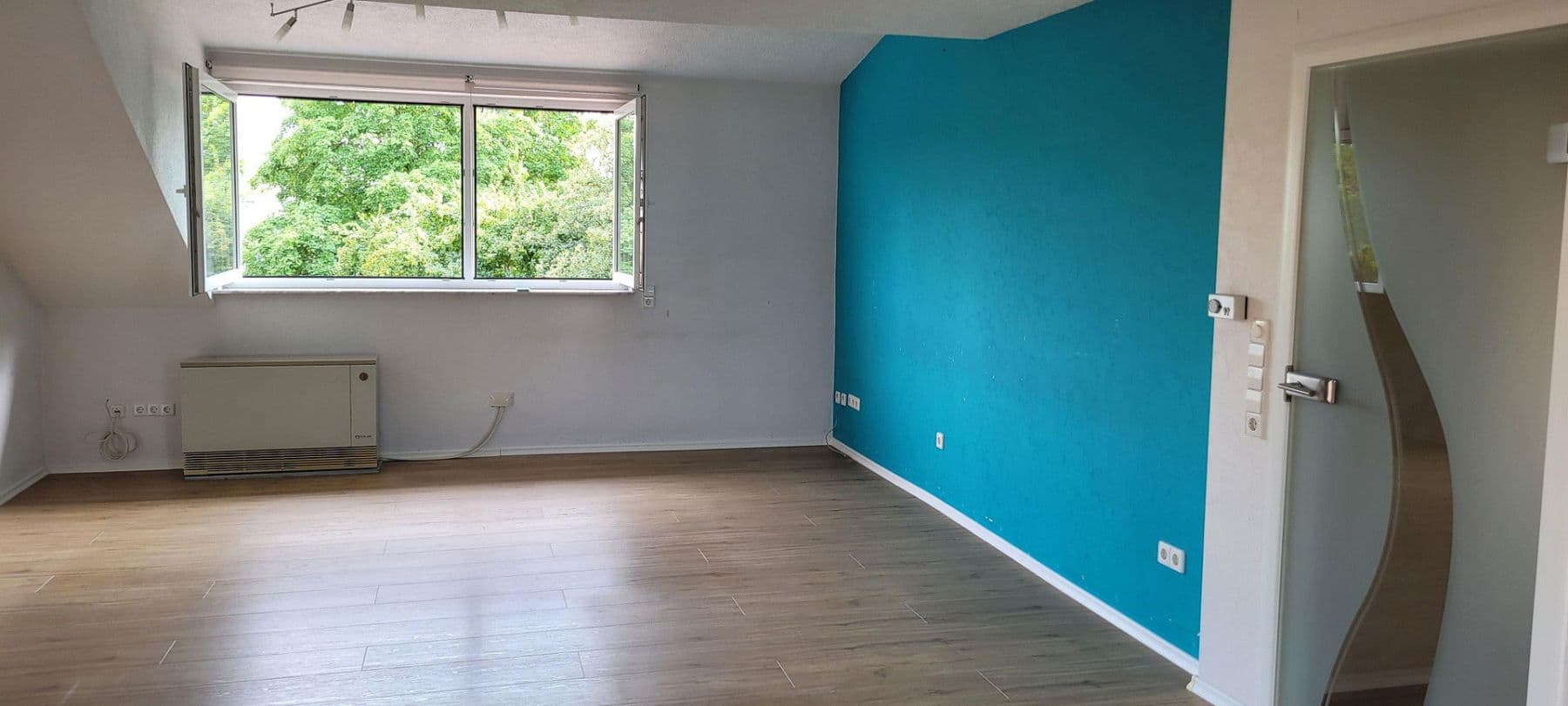 Prenájom bytu 3-izbový 102 m², Bretten, Bádensko-Wurttembersko Prenájom bytu 3-izbový 102 m², Bretten, Bádensko-Wurttembersko