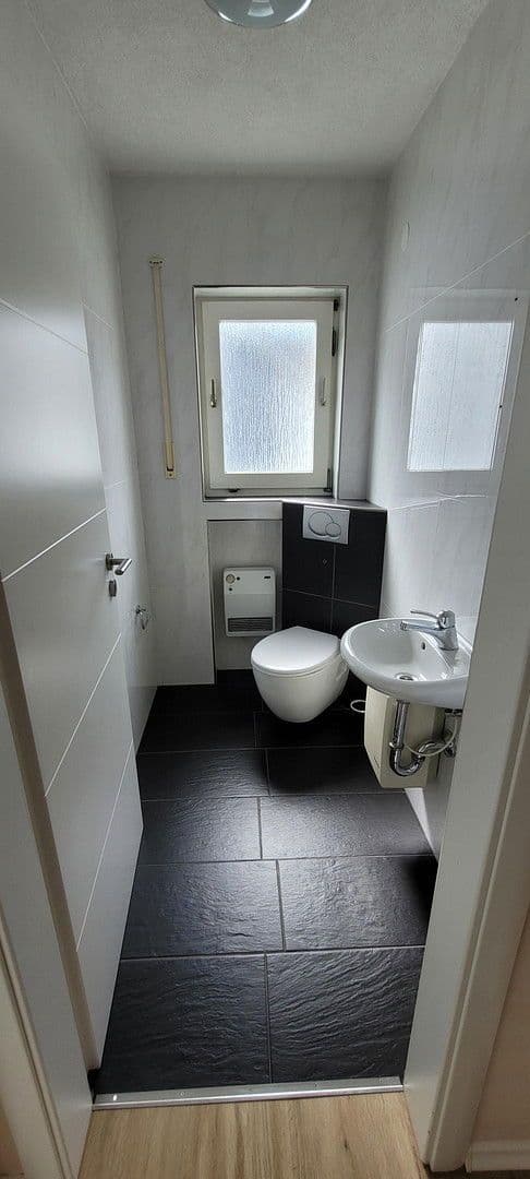 Prenájom bytu 3-izbový 102 m², Bretten, Bádensko-Wurttembersko Prenájom bytu 3-izbový 102 m², Bretten, Bádensko-Wurttembersko