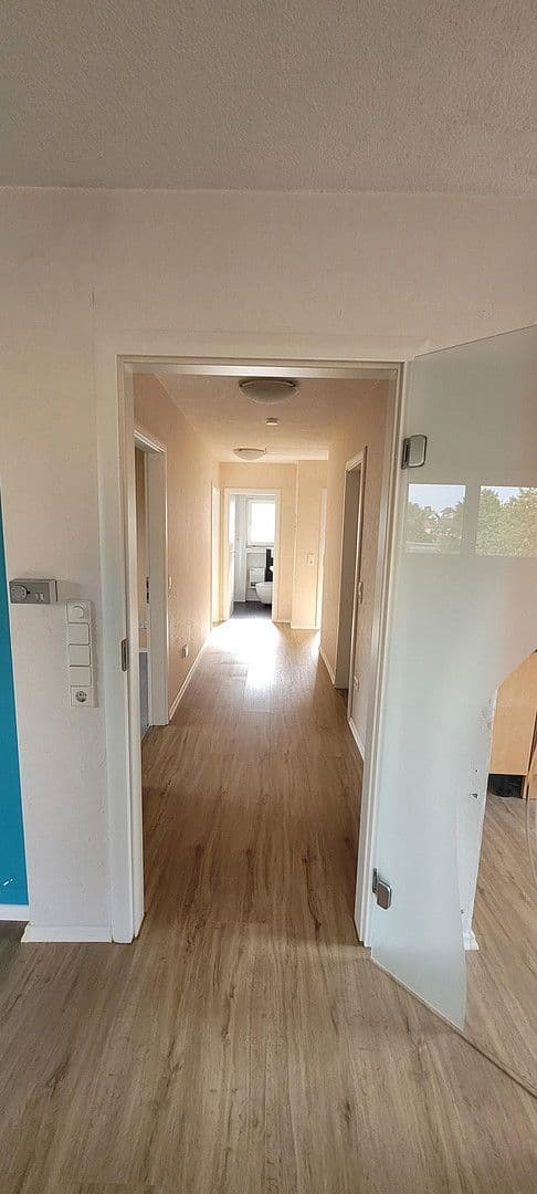 Prenájom bytu 3-izbový 102 m², Bretten, Bádensko-Wurttembersko Prenájom bytu 3-izbový 102 m², Bretten, Bádensko-Wurttembersko