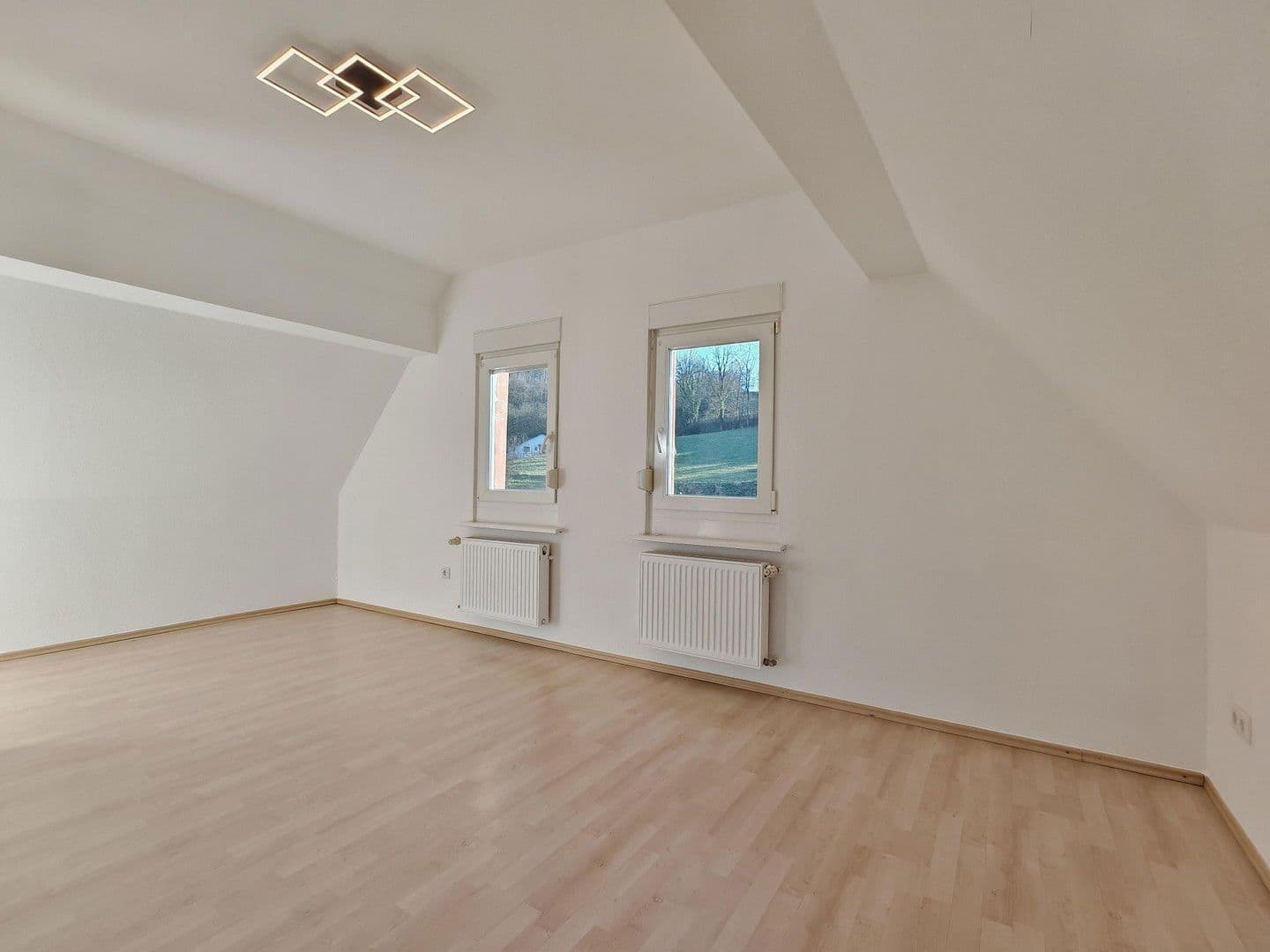 Prenájom bytu 2-izbový 63 m², Nibelungenstraße 67, Lautertal (Odenwald), Hesensko Prenájom bytu 2-izbový 63 m², Nibelungenstraße 67, Lautertal (Odenwald), Hesensko