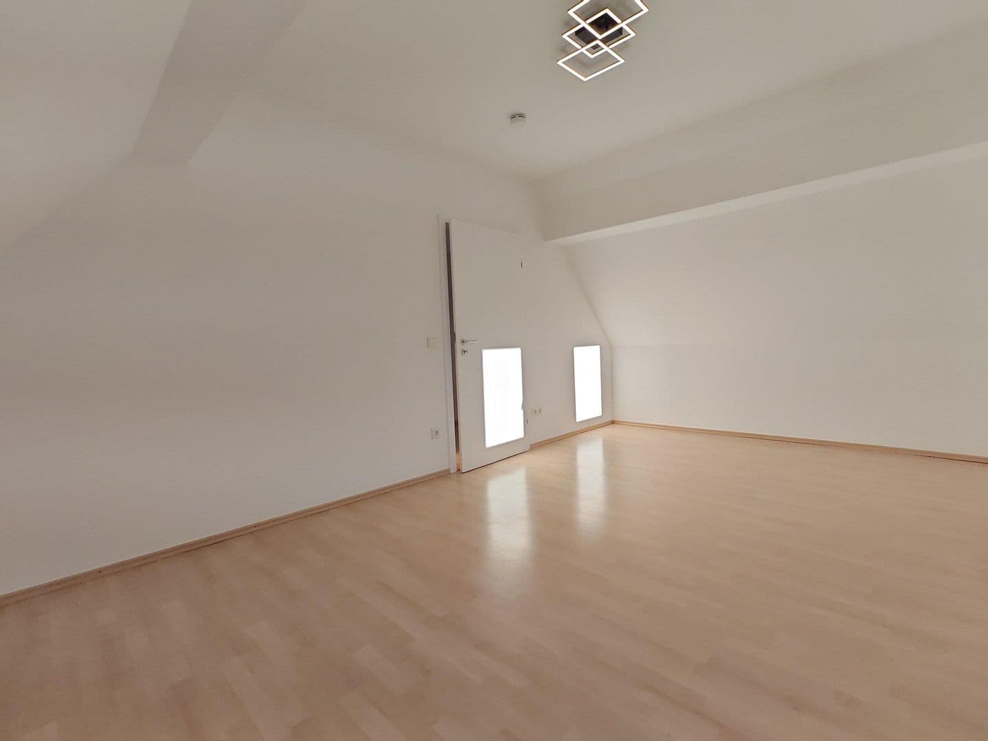 Prenájom bytu 2-izbový 63 m², Nibelungenstraße 67, Lautertal (Odenwald), Hesensko Prenájom bytu 2-izbový 63 m², Nibelungenstraße 67, Lautertal (Odenwald), Hesensko