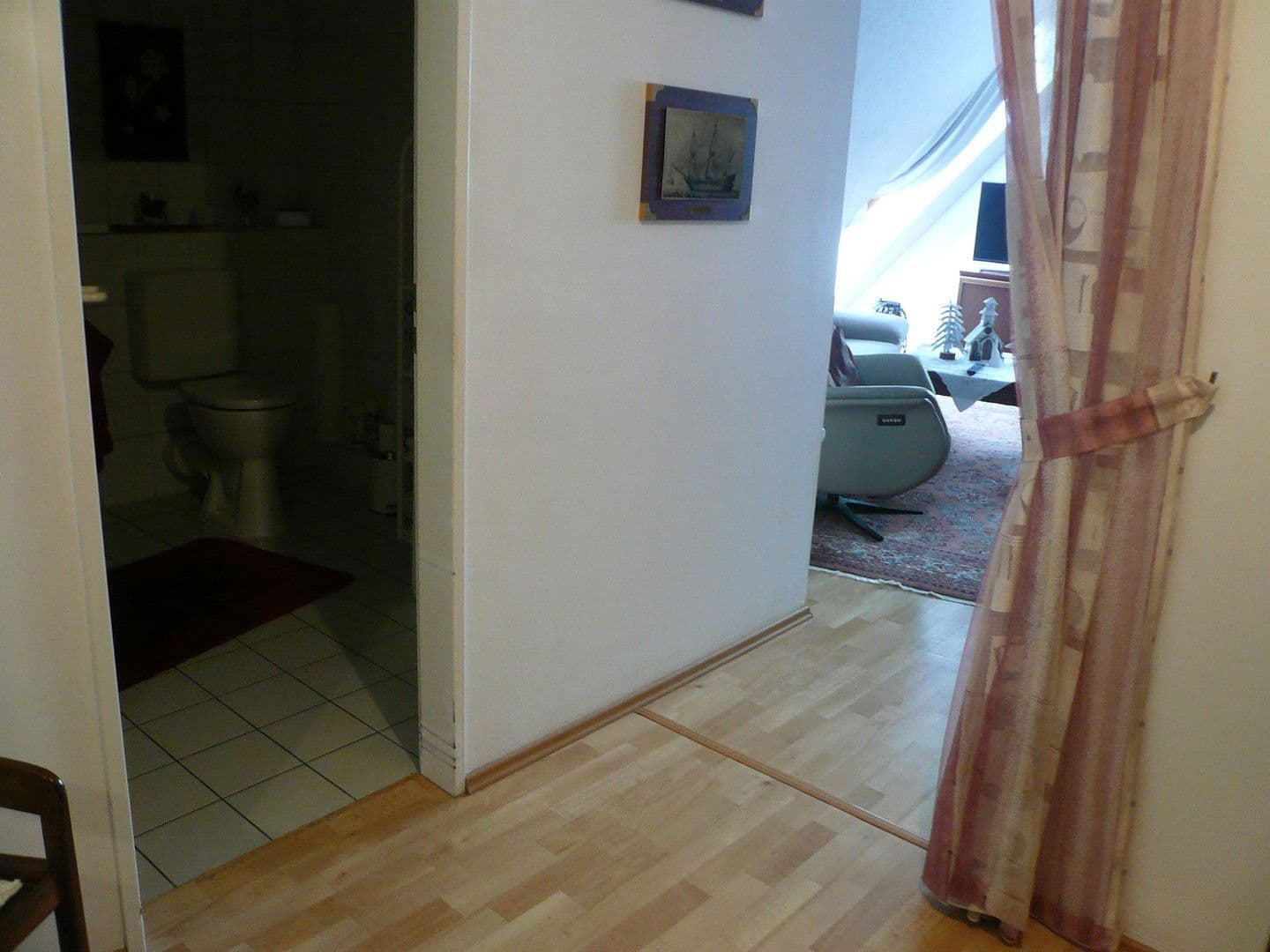 Prenájom bytu 2-izbový 69 m², Hauptstraße 284b, Heiligenhaus, Severné Porýnie - Westfálsko Prenájom bytu 2-izbový 69 m², Hauptstraße 284b, Heiligenhaus, Severné Porýnie - Westfálsko