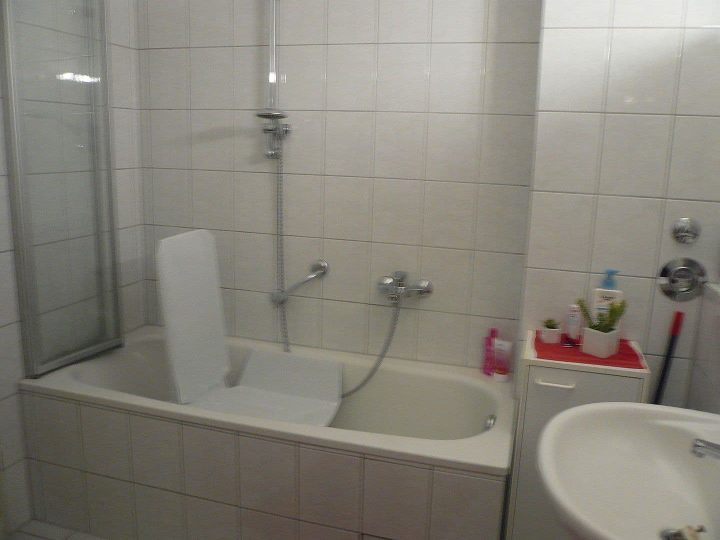 Prenájom bytu 2-izbový 69 m², Hauptstraße 284b, Heiligenhaus, Severné Porýnie - Westfálsko Prenájom bytu 2-izbový 69 m², Hauptstraße 284b, Heiligenhaus, Severné Porýnie - Westfálsko