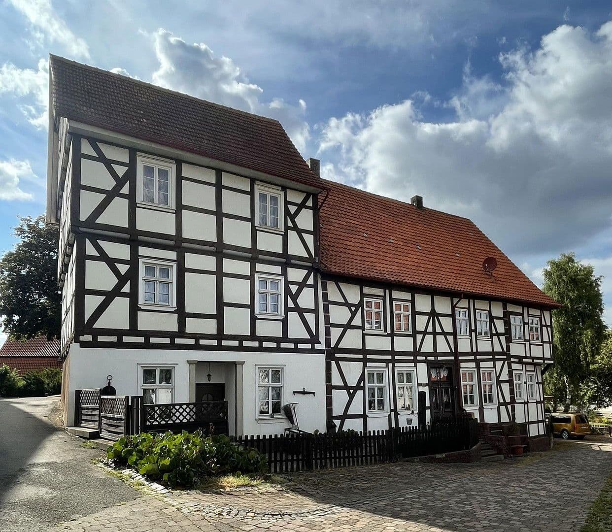 Predaj domu 300 m², pozemek 685 m², Diemelsee, Hesensko Predaj domu 300 m², pozemek 685 m², Diemelsee, Hesensko