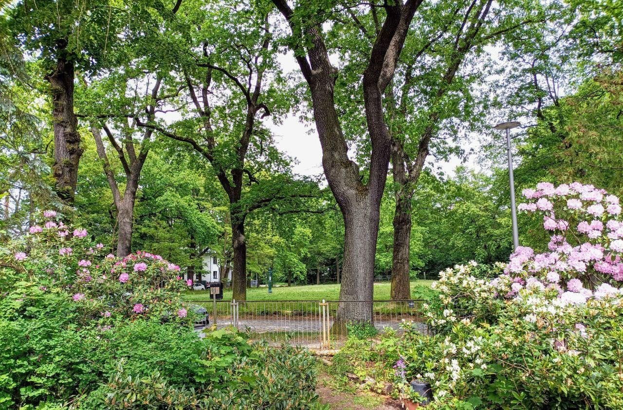 Predaj pozemku 500 m², Berlin, Berlín Predaj pozemku 500 m², Berlin, Berlín