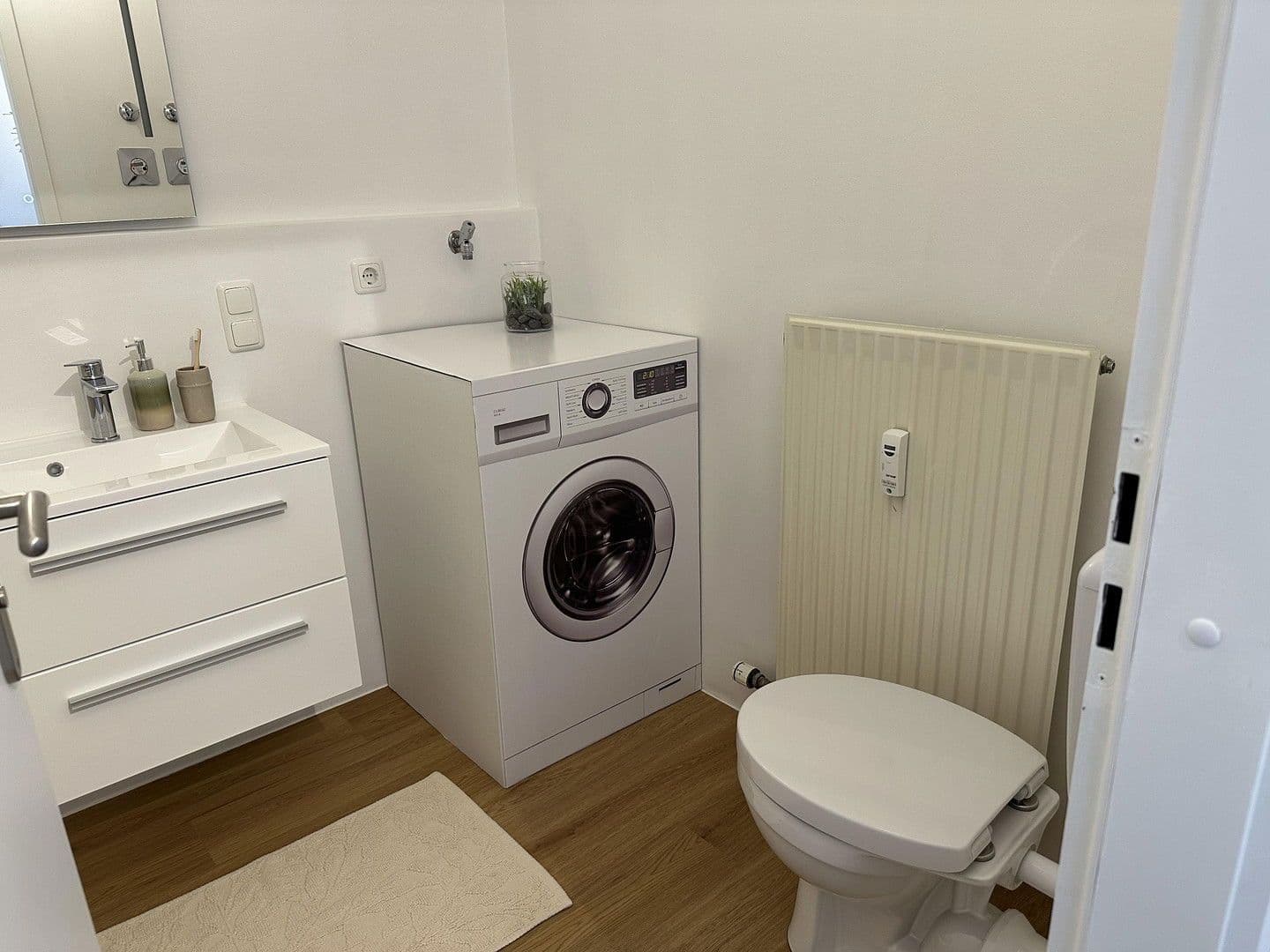 Prenájom bytu 1-izbový 34 m², Unterschleissheim, Bavorsko Prenájom bytu 1-izbový 34 m², Unterschleissheim, Bavorsko