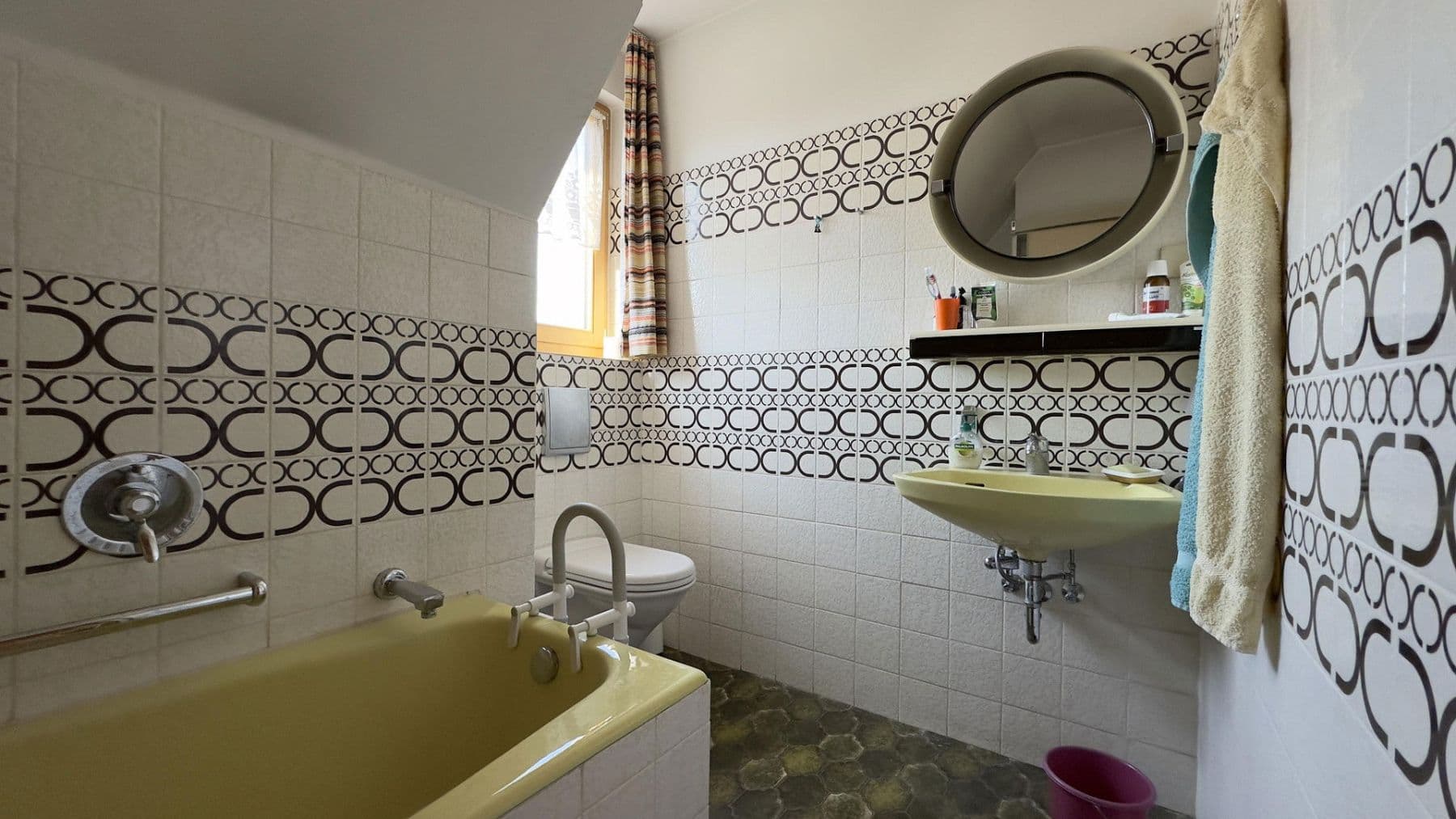 Predaj domu 104 m², pozemek 512 m², Wolfratshausen-Waldram, Bavorsko Predaj domu 104 m², pozemek 512 m², Wolfratshausen-Waldram, Bavorsko