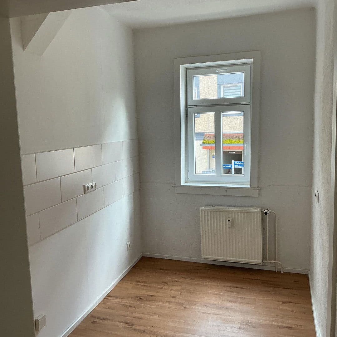 Prenájom bytu 1-izbový 55 m², Stadelstraße 1, Suhl, Durínsko Prenájom bytu 1-izbový 55 m², Stadelstraße 1, Suhl, Durínsko