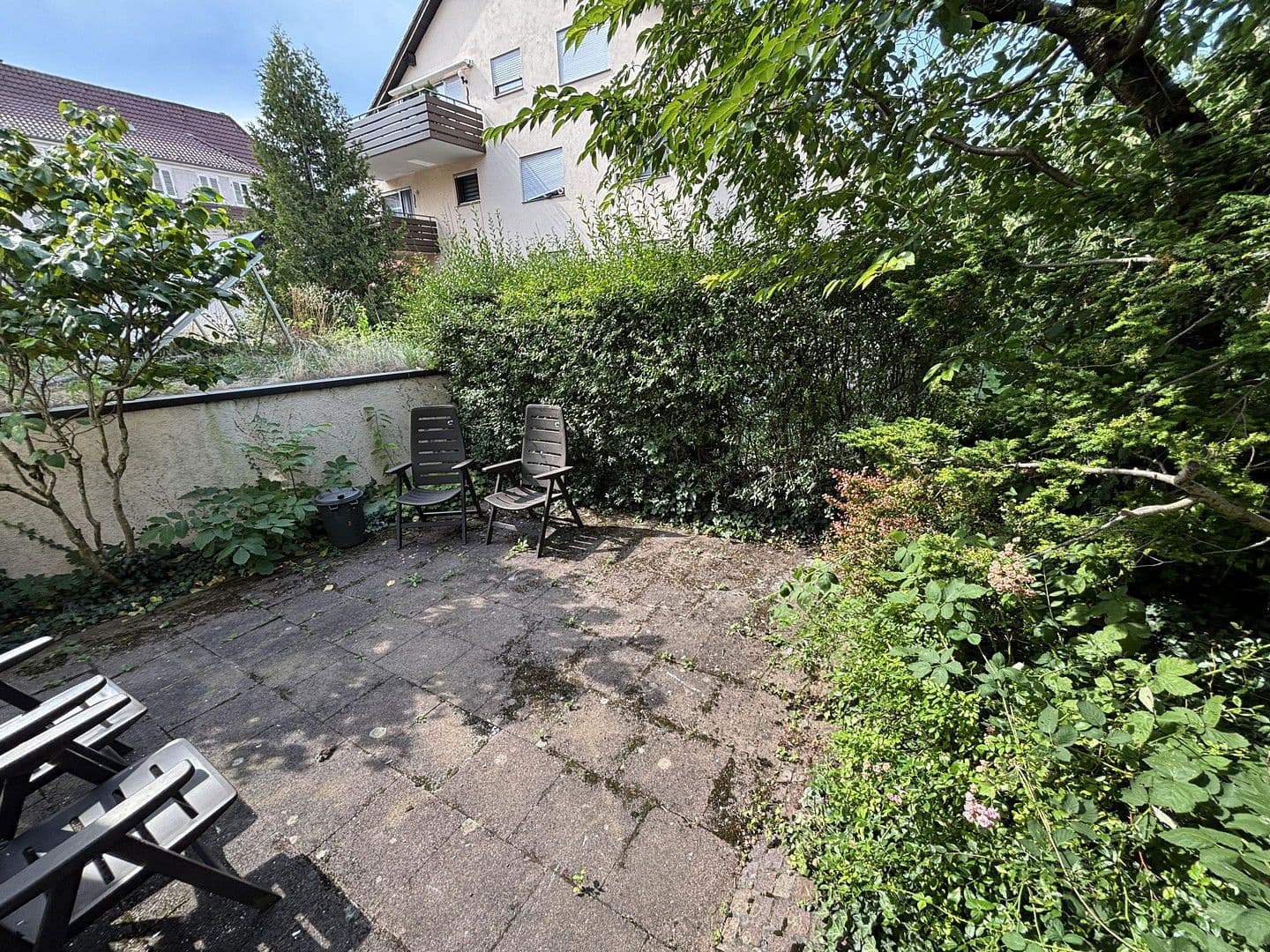 Prenájom bytu 3-izbový 74 m², Esslingen am Neckar, Bádensko-Wurttembersko Prenájom bytu 3-izbový 74 m², Esslingen am Neckar, Bádensko-Wurttembersko