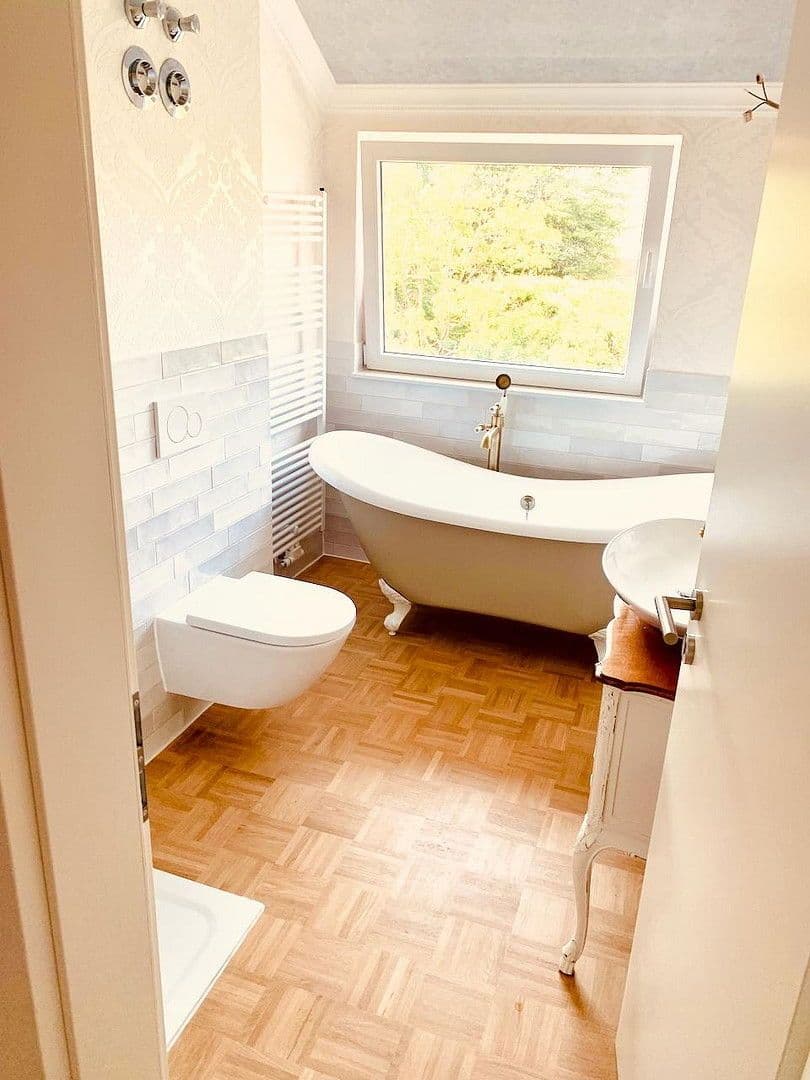 Prenájom bytu 3-izbový 100 m², Münster, Severné Porýnie - Westfálsko Prenájom bytu 3-izbový 100 m², Münster, Severné Porýnie - Westfálsko