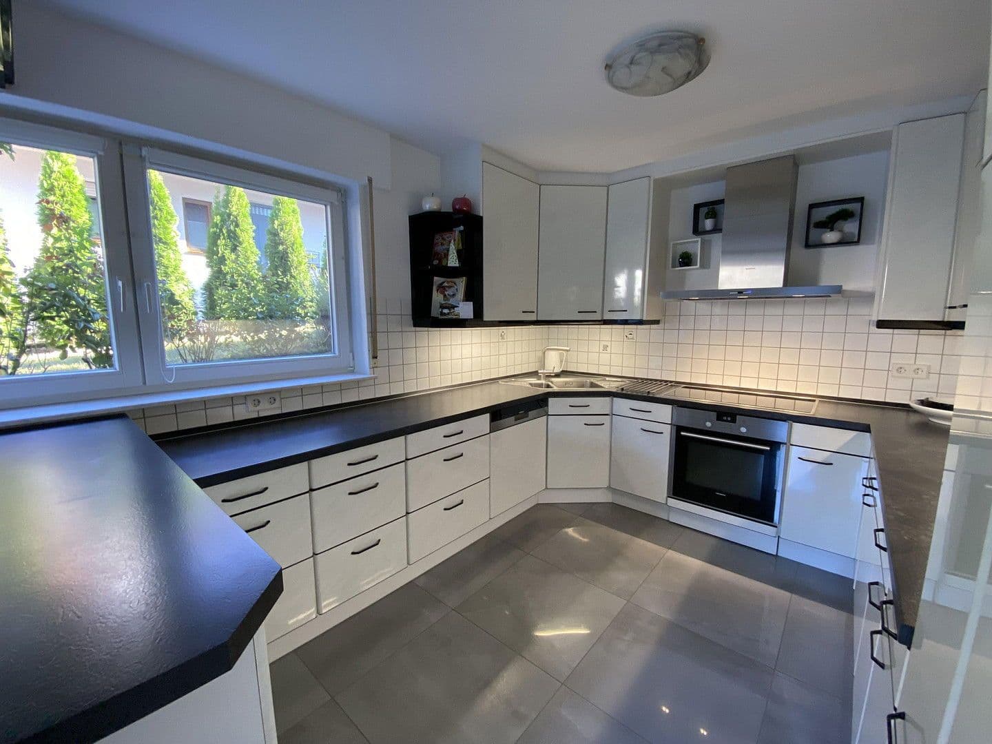 Predaj domu 276 m², pozemek 570 m², Hardthausen am Kocher, Bádensko-Wurttembersko Predaj domu 276 m², pozemek 570 m², Hardthausen am Kocher, Bádensko-Wurttembersko