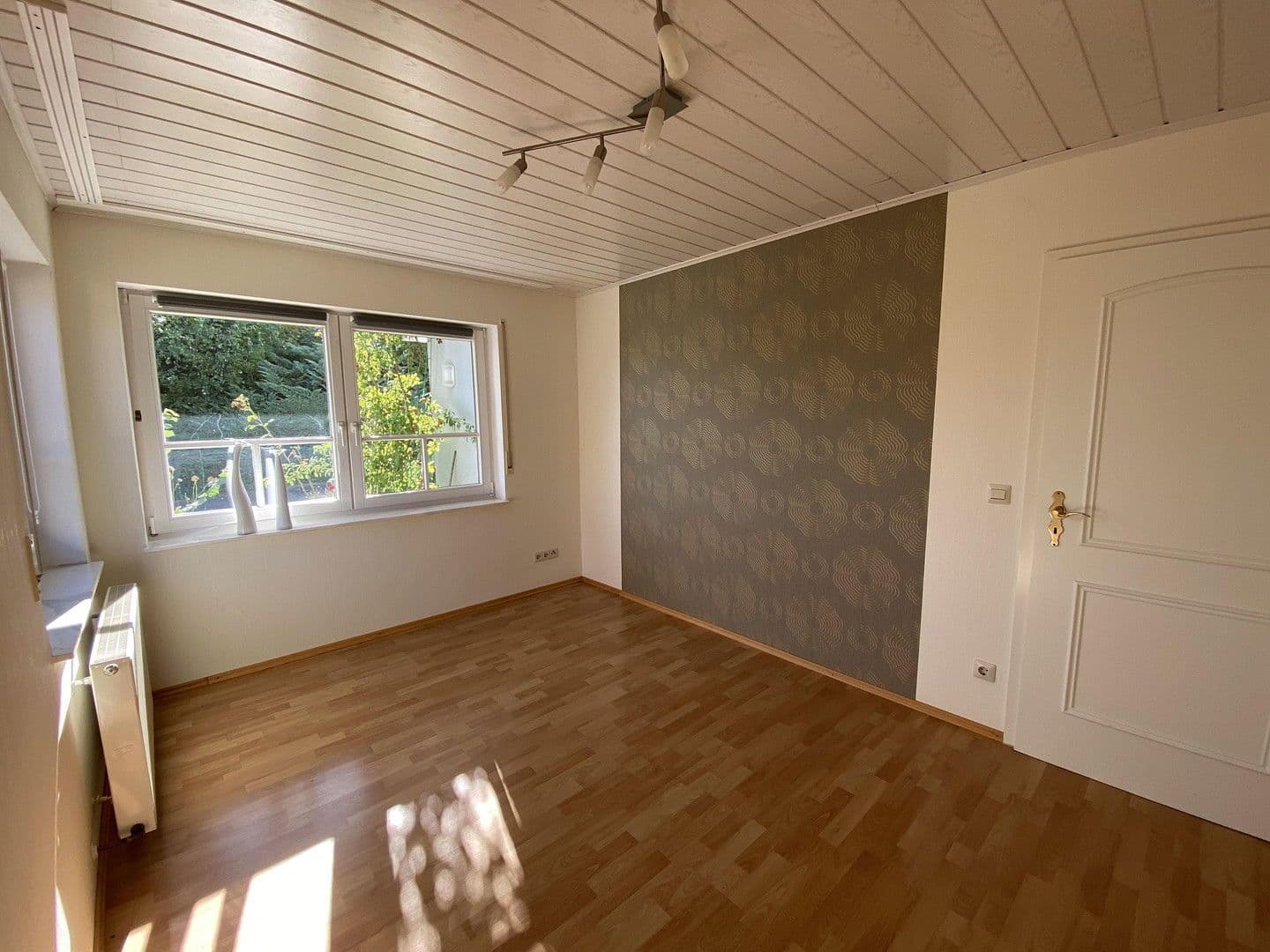 Predaj domu 276 m², pozemek 570 m², Hardthausen am Kocher, Bádensko-Wurttembersko Predaj domu 276 m², pozemek 570 m², Hardthausen am Kocher, Bádensko-Wurttembersko