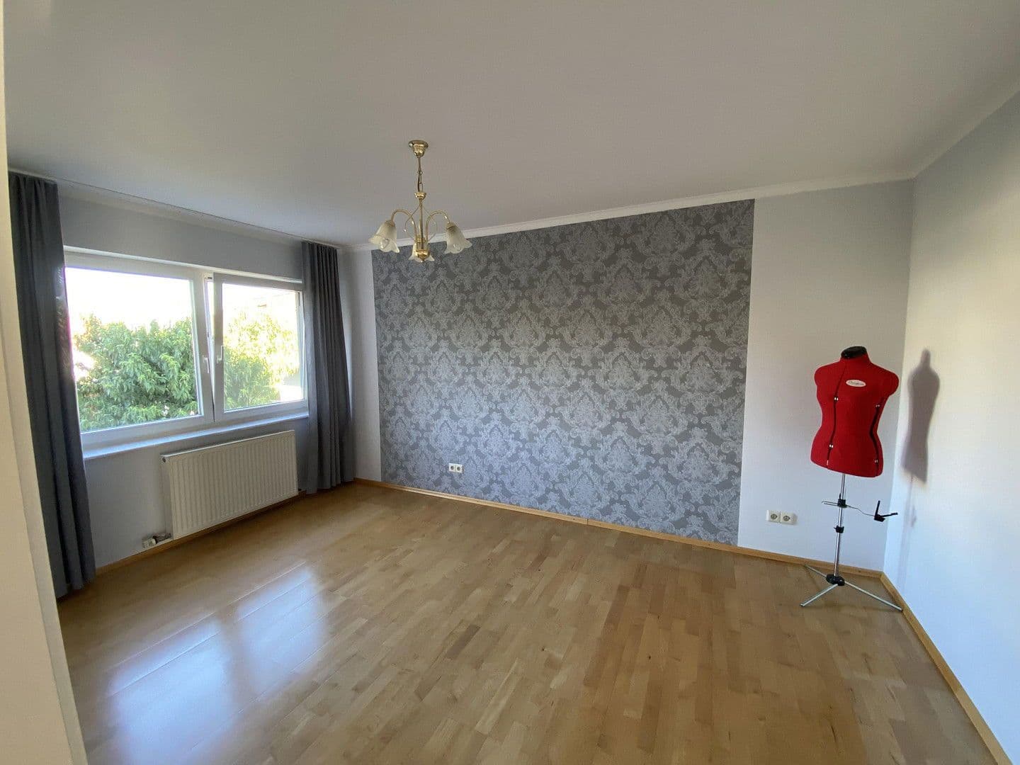Predaj domu 276 m², pozemek 570 m², Hardthausen am Kocher, Bádensko-Wurttembersko Predaj domu 276 m², pozemek 570 m², Hardthausen am Kocher, Bádensko-Wurttembersko