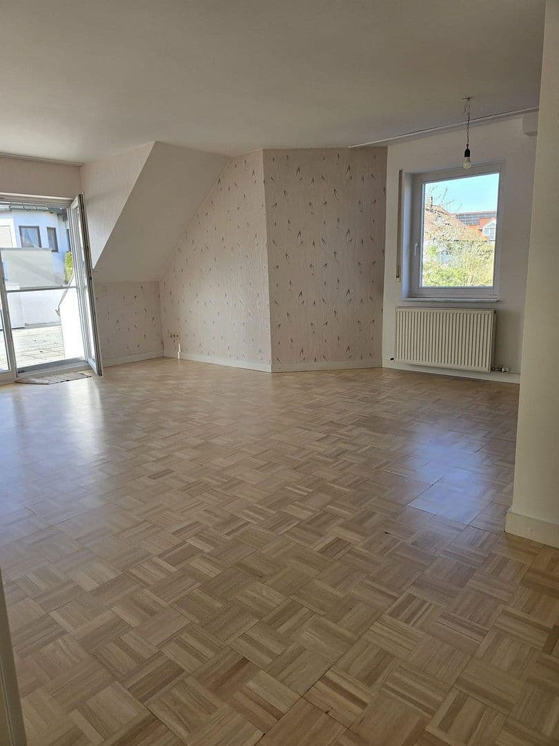 Predaj domu 276 m², pozemek 570 m², Hardthausen am Kocher, Bádensko-Wurttembersko Predaj domu 276 m², pozemek 570 m², Hardthausen am Kocher, Bádensko-Wurttembersko