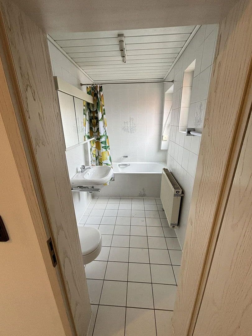 Prenájom bytu 3-izbový 63 m², Millotstraße 1, Nürtingen, Bádensko-Wurttembersko Prenájom bytu 3-izbový 63 m², Millotstraße 1, Nürtingen, Bádensko-Wurttembersko