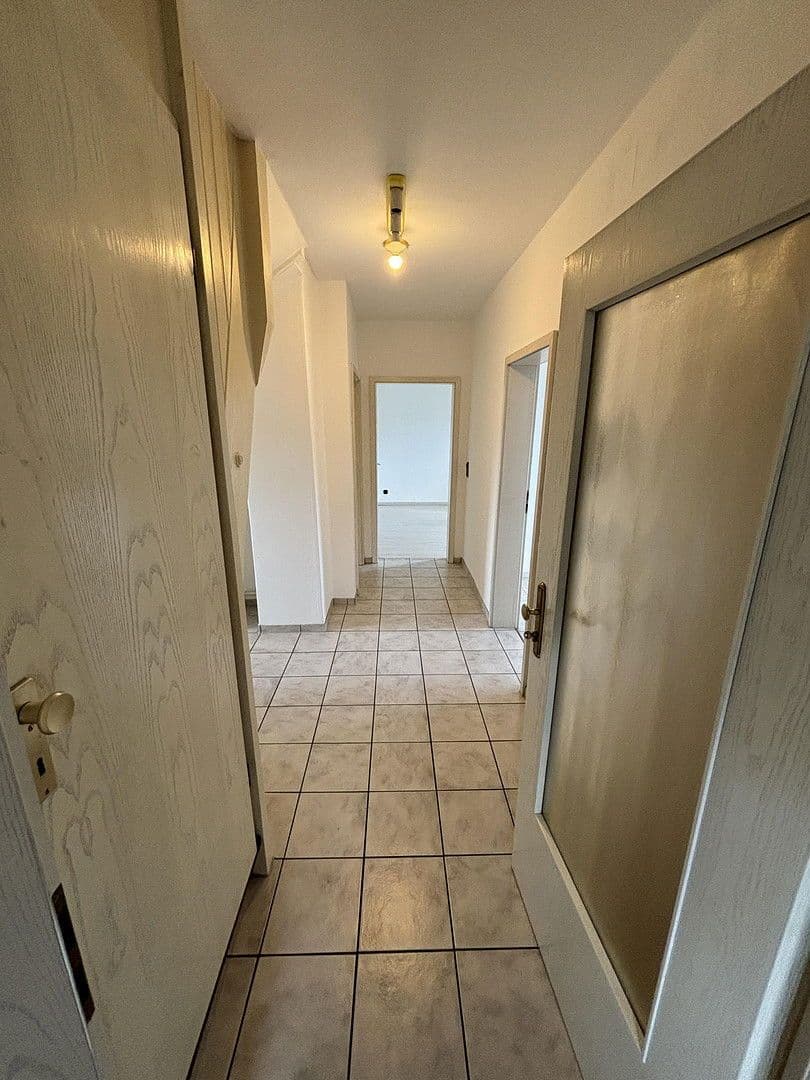 Prenájom bytu 3-izbový 63 m², Millotstraße 1, Nürtingen, Bádensko-Wurttembersko Prenájom bytu 3-izbový 63 m², Millotstraße 1, Nürtingen, Bádensko-Wurttembersko