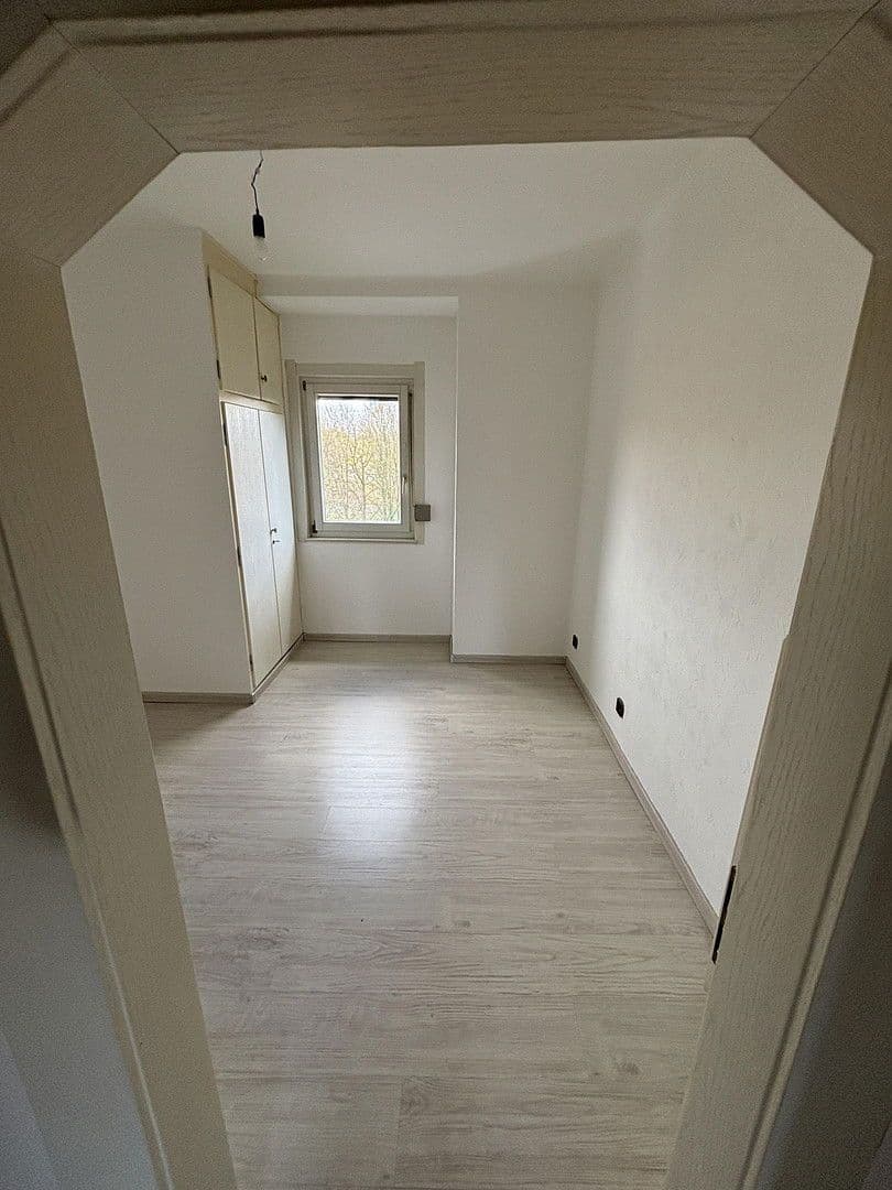 Prenájom bytu 3-izbový 63 m², Millotstraße 1, Nürtingen, Bádensko-Wurttembersko Prenájom bytu 3-izbový 63 m², Millotstraße 1, Nürtingen, Bádensko-Wurttembersko