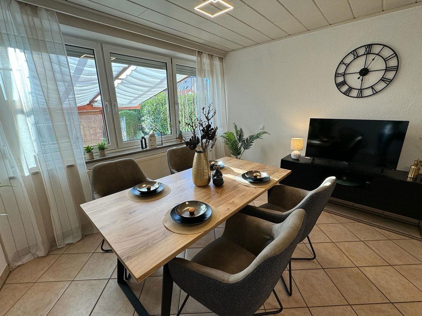 Prenájom bytu 3-izbový 85 m², Eichstätter Platz 8, Nürnberg, Bavorsko Prenájom bytu 3-izbový 85 m², Eichstätter Platz 8, Nürnberg, Bavorsko