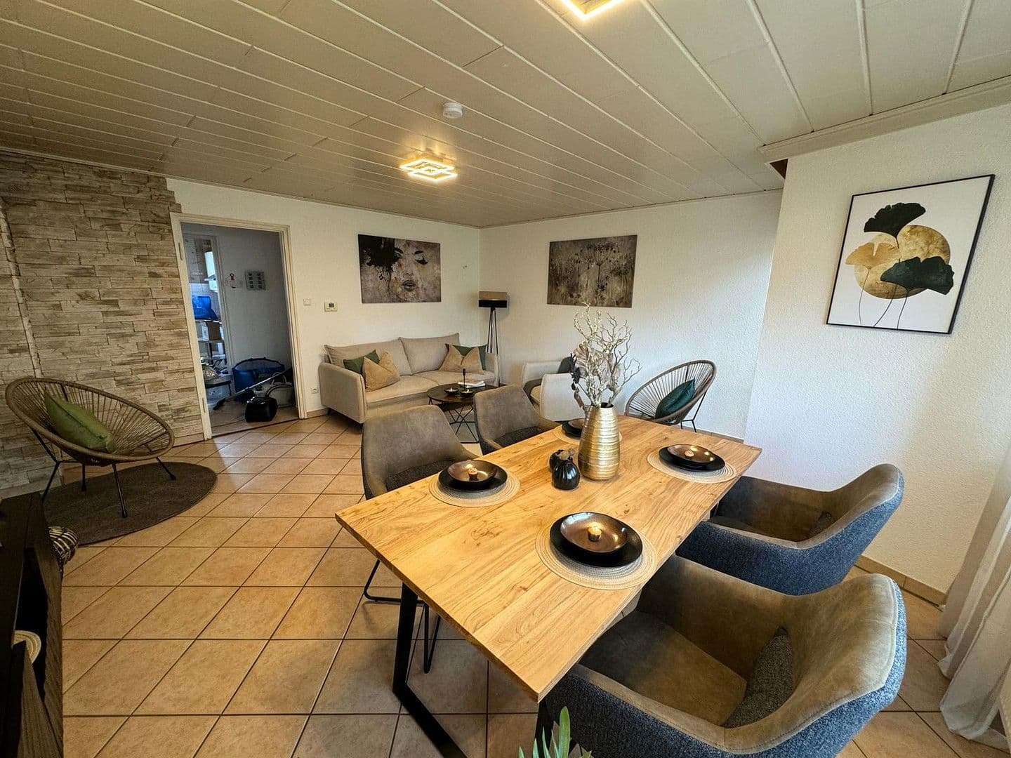 Prenájom bytu 3-izbový 85 m², Eichstätter Platz 8, Nürnberg, Bavorsko Prenájom bytu 3-izbový 85 m², Eichstätter Platz 8, Nürnberg, Bavorsko