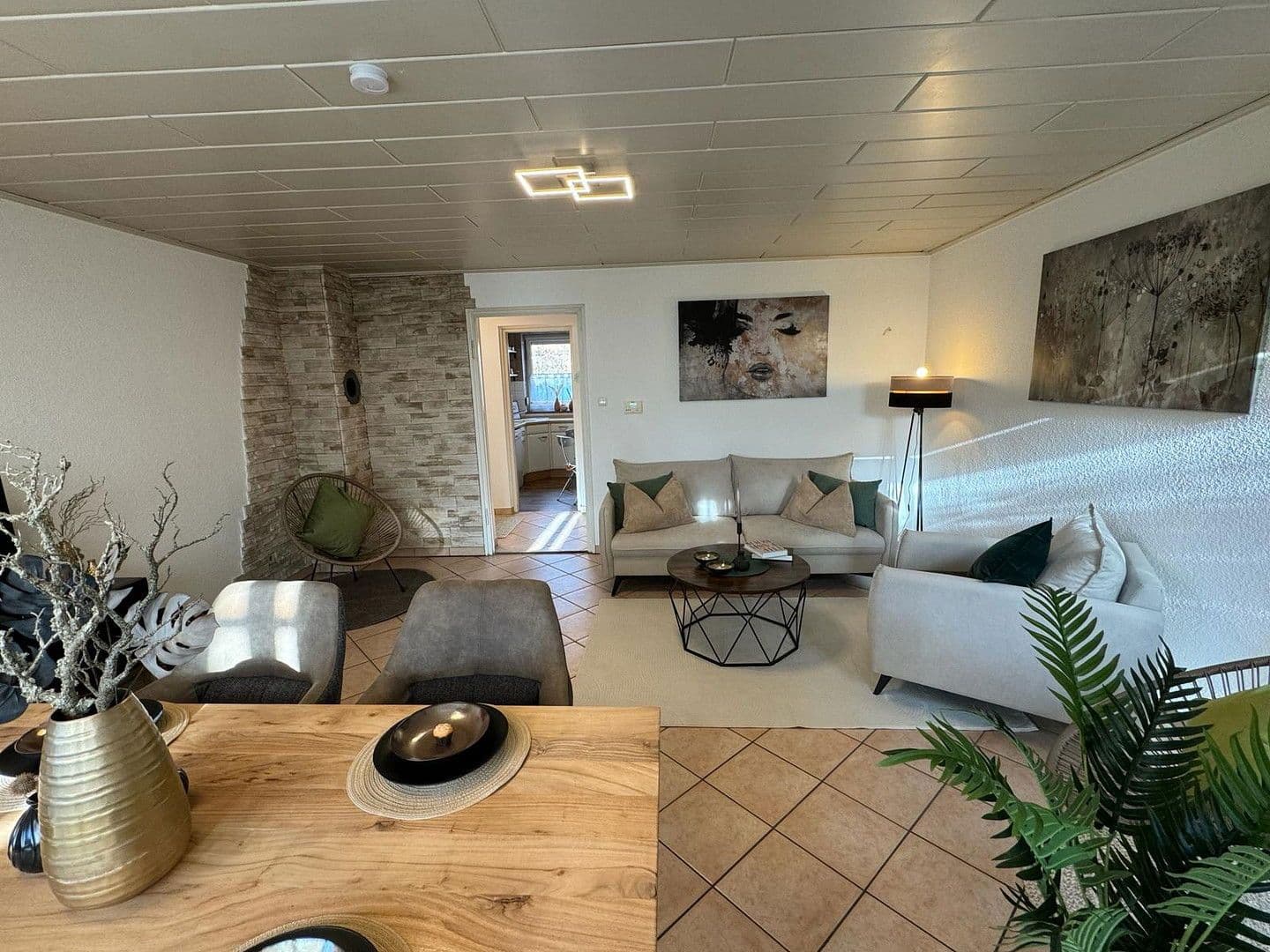 Prenájom bytu 3-izbový 85 m², Eichstätter Platz 8, Nürnberg, Bavorsko Prenájom bytu 3-izbový 85 m², Eichstätter Platz 8, Nürnberg, Bavorsko