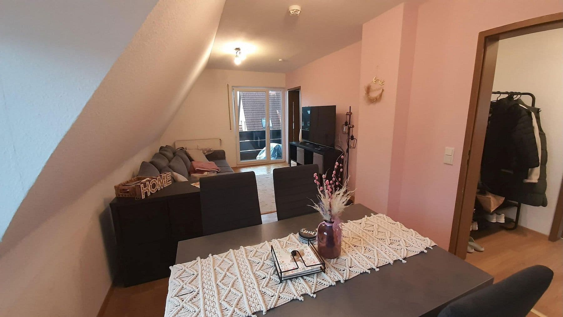 Prenájom bytu 2-izbový 50 m², Aschaffenburg, Bavorsko Prenájom bytu 2-izbový 50 m², Aschaffenburg, Bavorsko