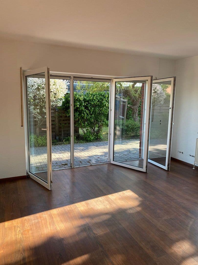 Predaj domu 140 m², pozemek 580 m², Elsfleth, Dolné Sasko Predaj domu 140 m², pozemek 580 m², Elsfleth, Dolné Sasko