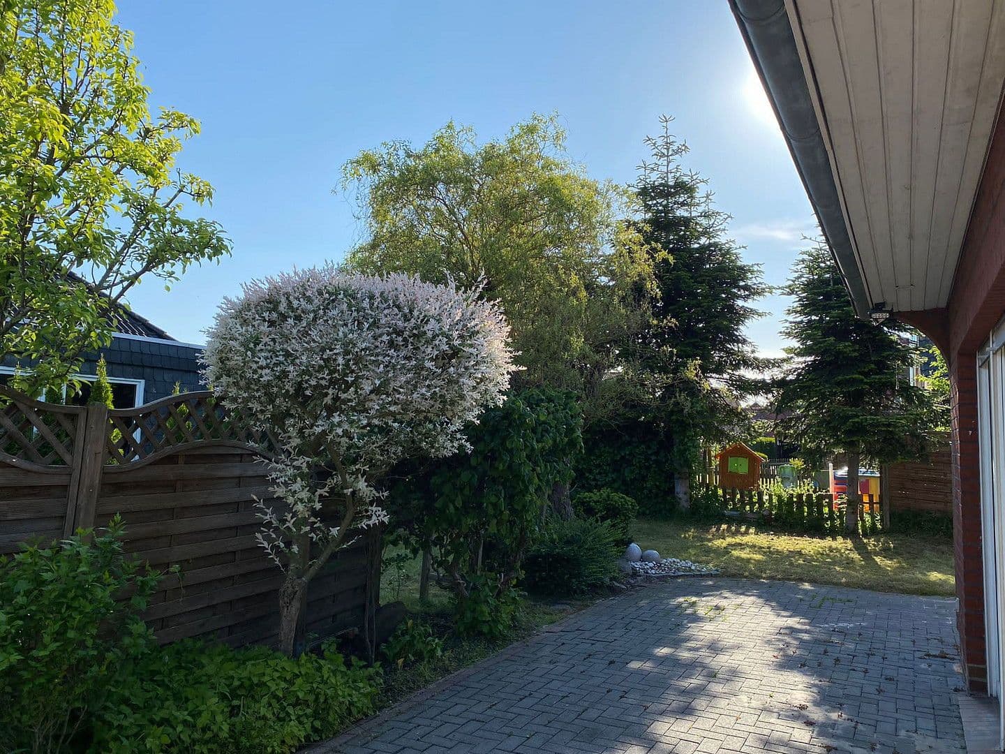 Predaj domu 140 m², pozemek 580 m², Elsfleth, Dolné Sasko Predaj domu 140 m², pozemek 580 m², Elsfleth, Dolné Sasko