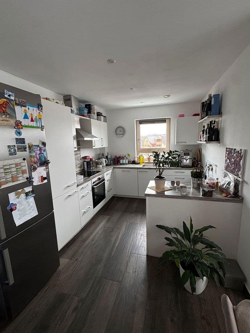 Prenájom bytu 3-izbový 90 m², Astrid-Lindgrenstr. 2, Neu-Ulm, Bavorsko Prenájom bytu 3-izbový 90 m², Astrid-Lindgrenstr. 2, Neu-Ulm, Bavorsko