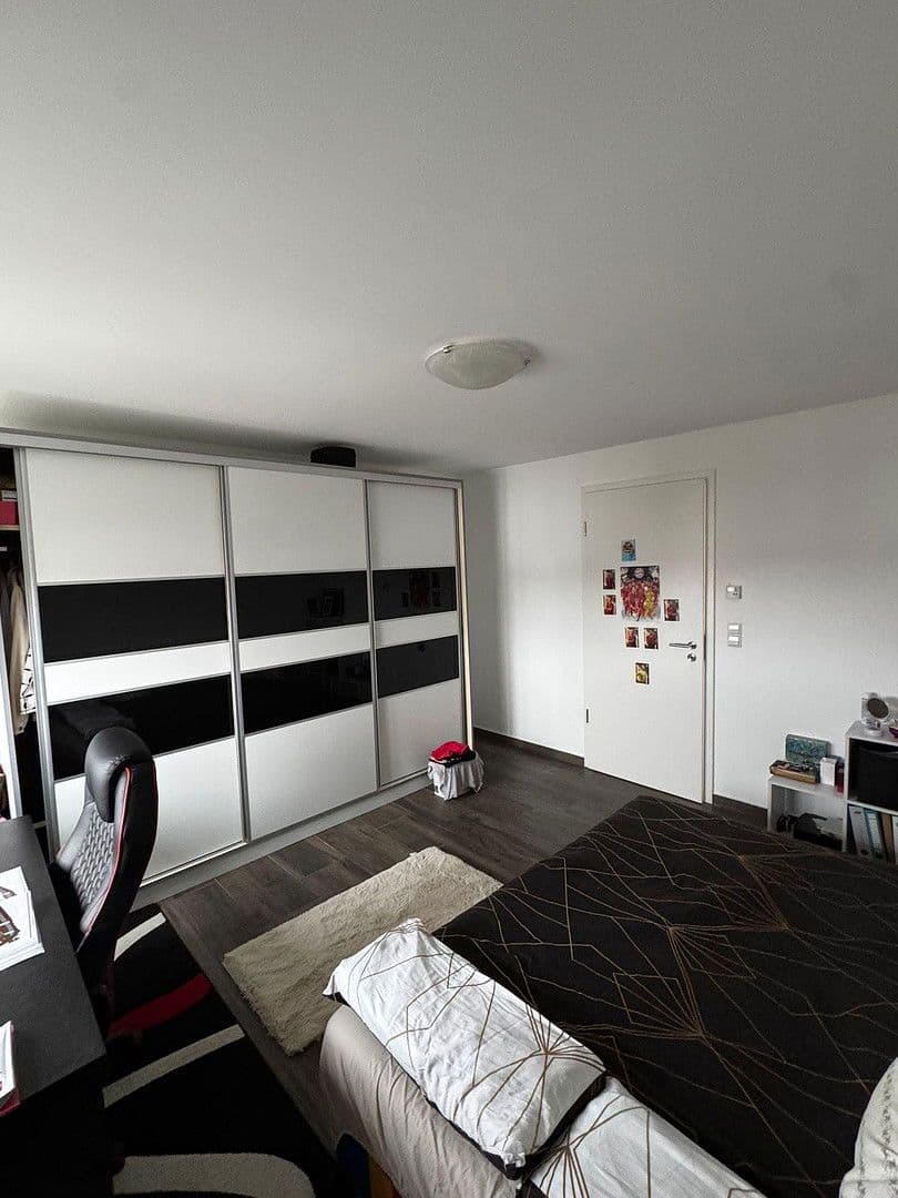 Prenájom bytu 3-izbový 90 m², Astrid-Lindgrenstr. 2, Neu-Ulm, Bavorsko Prenájom bytu 3-izbový 90 m², Astrid-Lindgrenstr. 2, Neu-Ulm, Bavorsko