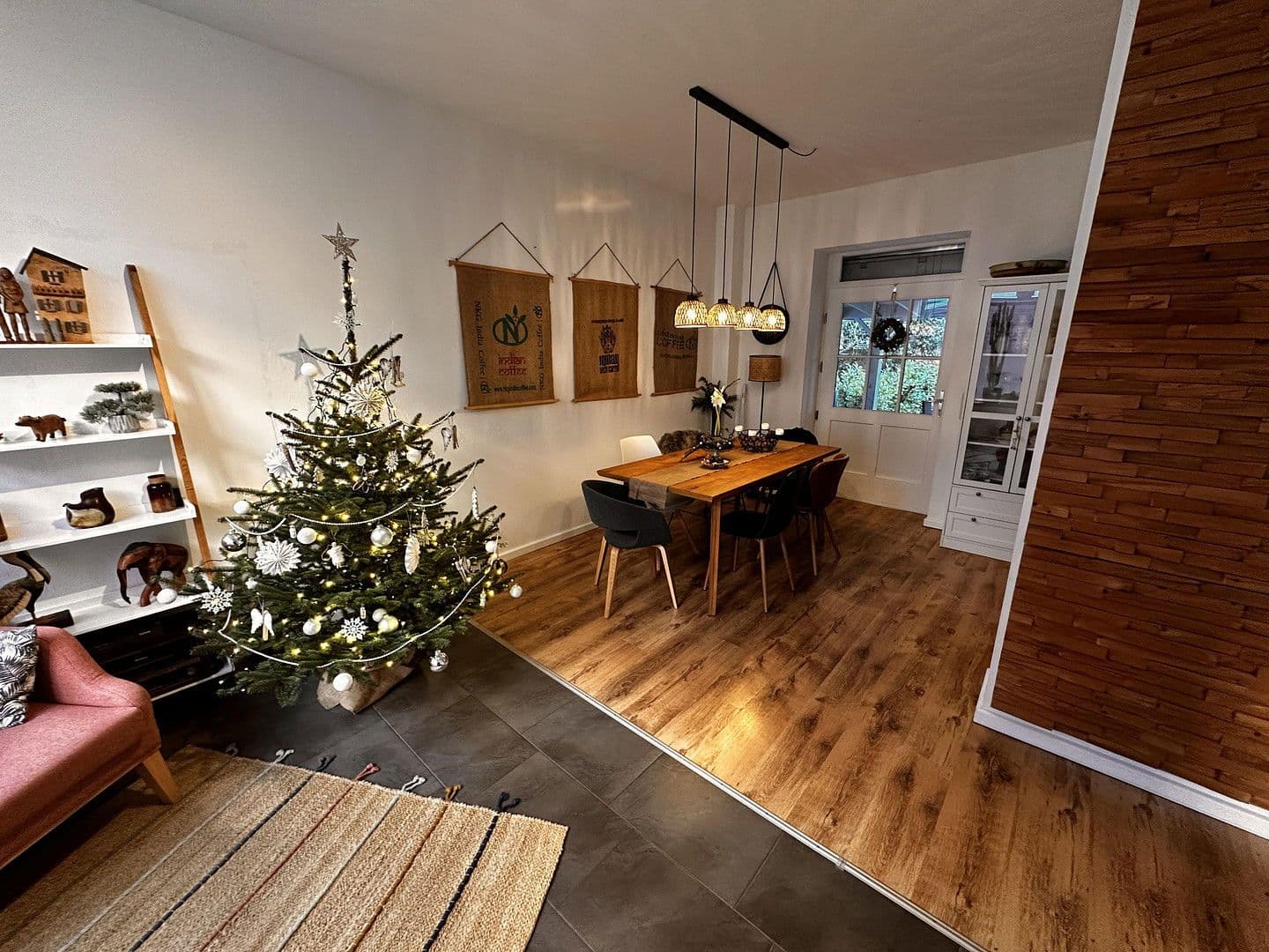 Prenájom bytu 3-izbový 85 m², Molkereistraße 4, Schwerin, Meklenbursko-Predpomoransko Prenájom bytu 3-izbový 85 m², Molkereistraße 4, Schwerin, Meklenbursko-Predpomoransko