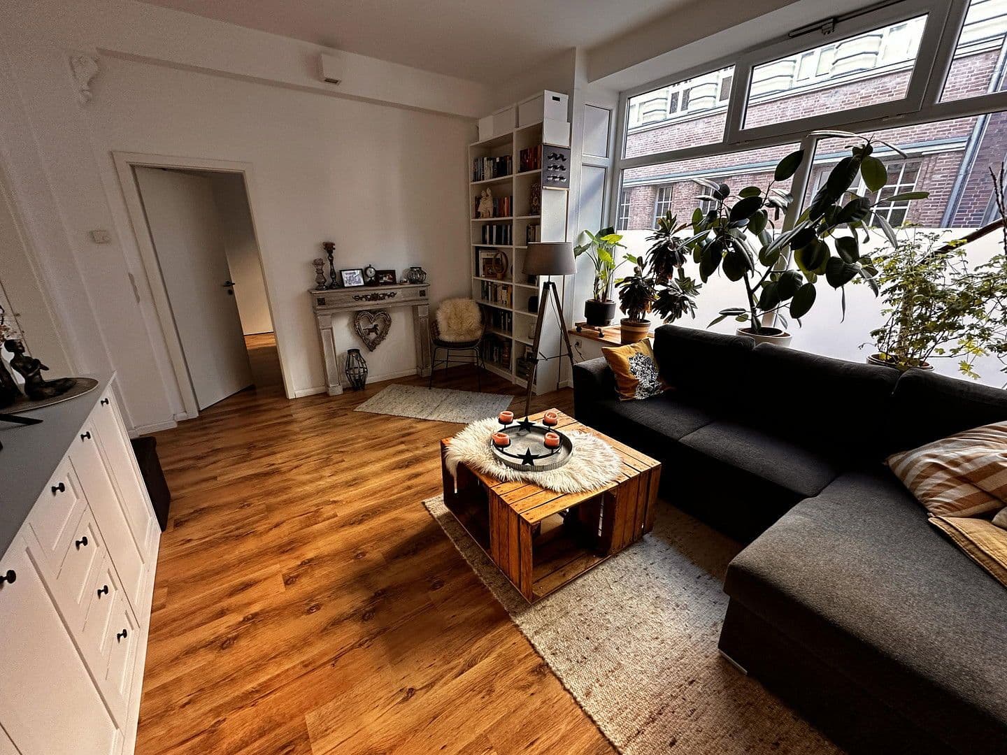 Prenájom bytu 3-izbový 85 m², Molkereistraße 4, Schwerin, Meklenbursko-Predpomoransko Prenájom bytu 3-izbový 85 m², Molkereistraße 4, Schwerin, Meklenbursko-Predpomoransko