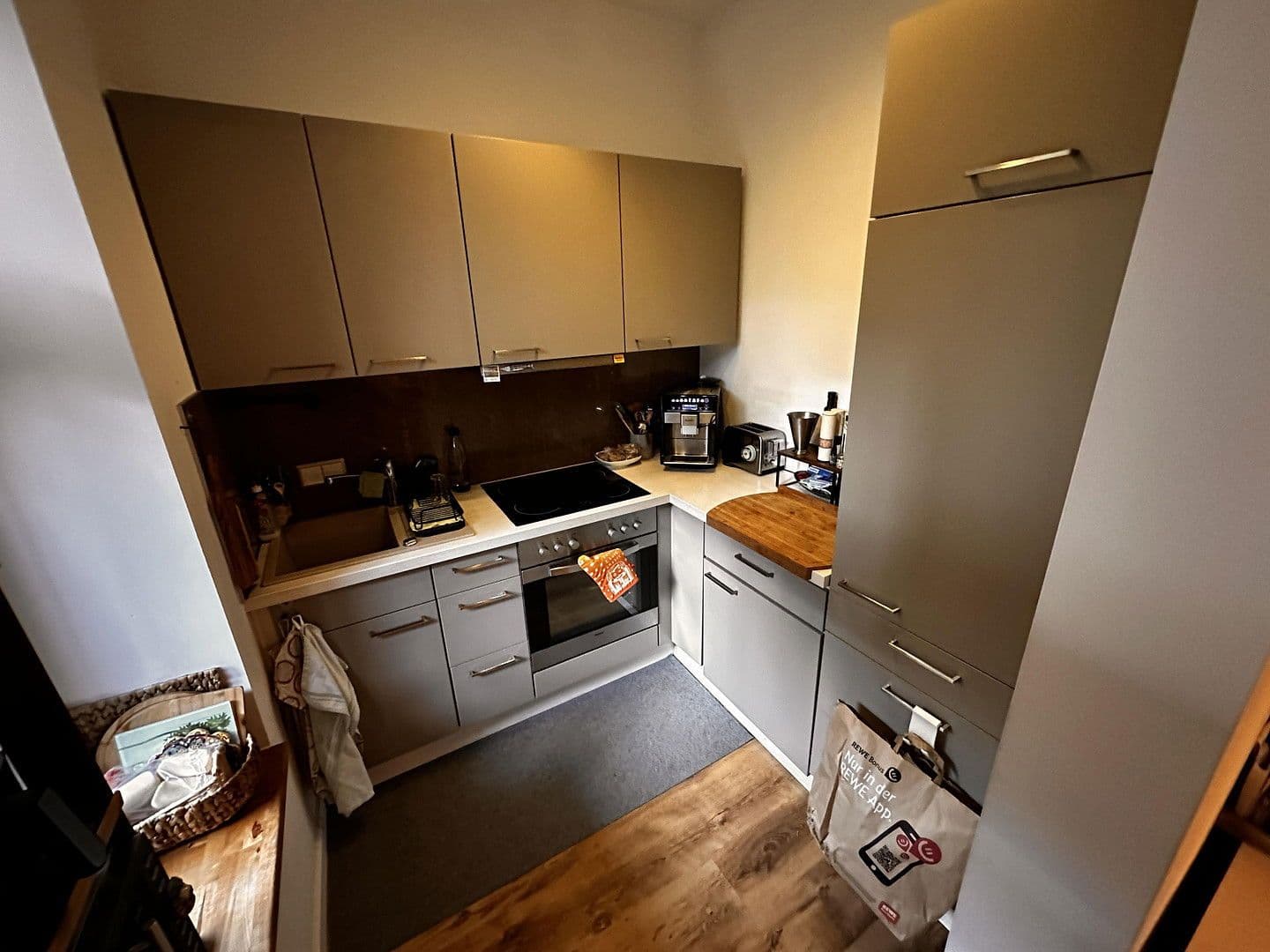 Prenájom bytu 3-izbový 85 m², Molkereistraße 4, Schwerin, Meklenbursko-Predpomoransko Prenájom bytu 3-izbový 85 m², Molkereistraße 4, Schwerin, Meklenbursko-Predpomoransko