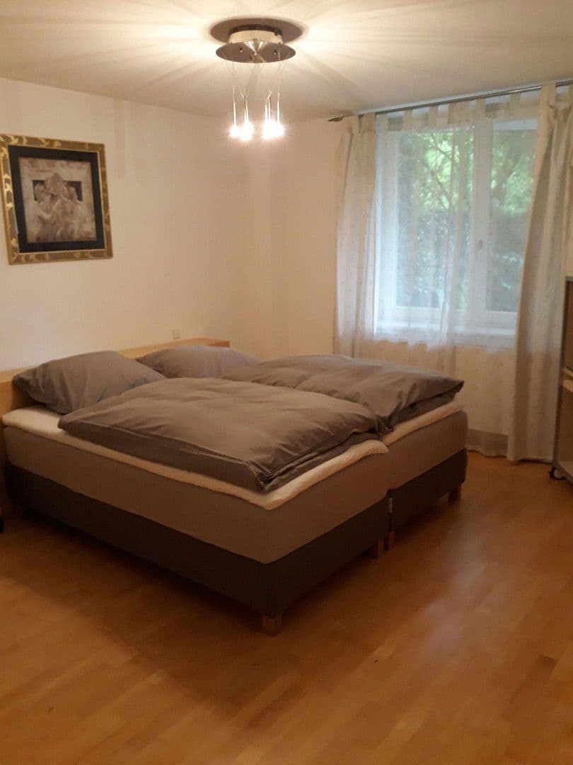 Prenájom bytu 1-izbový 75 m², Urseler Str. 5, Bad Homburg vor der Höhe, Hesensko Prenájom bytu 1-izbový 75 m², Urseler Str. 5, Bad Homburg vor der Höhe, Hesensko