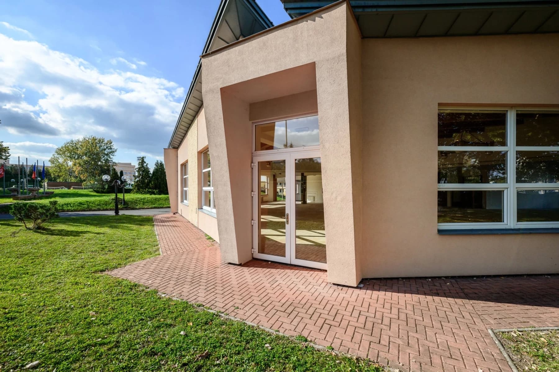 Predaj nebytového priestoru 2.162 m², Čenětická, Praha, Praha Predaj nebytového priestoru 2.162 m², Čenětická, Praha, Praha